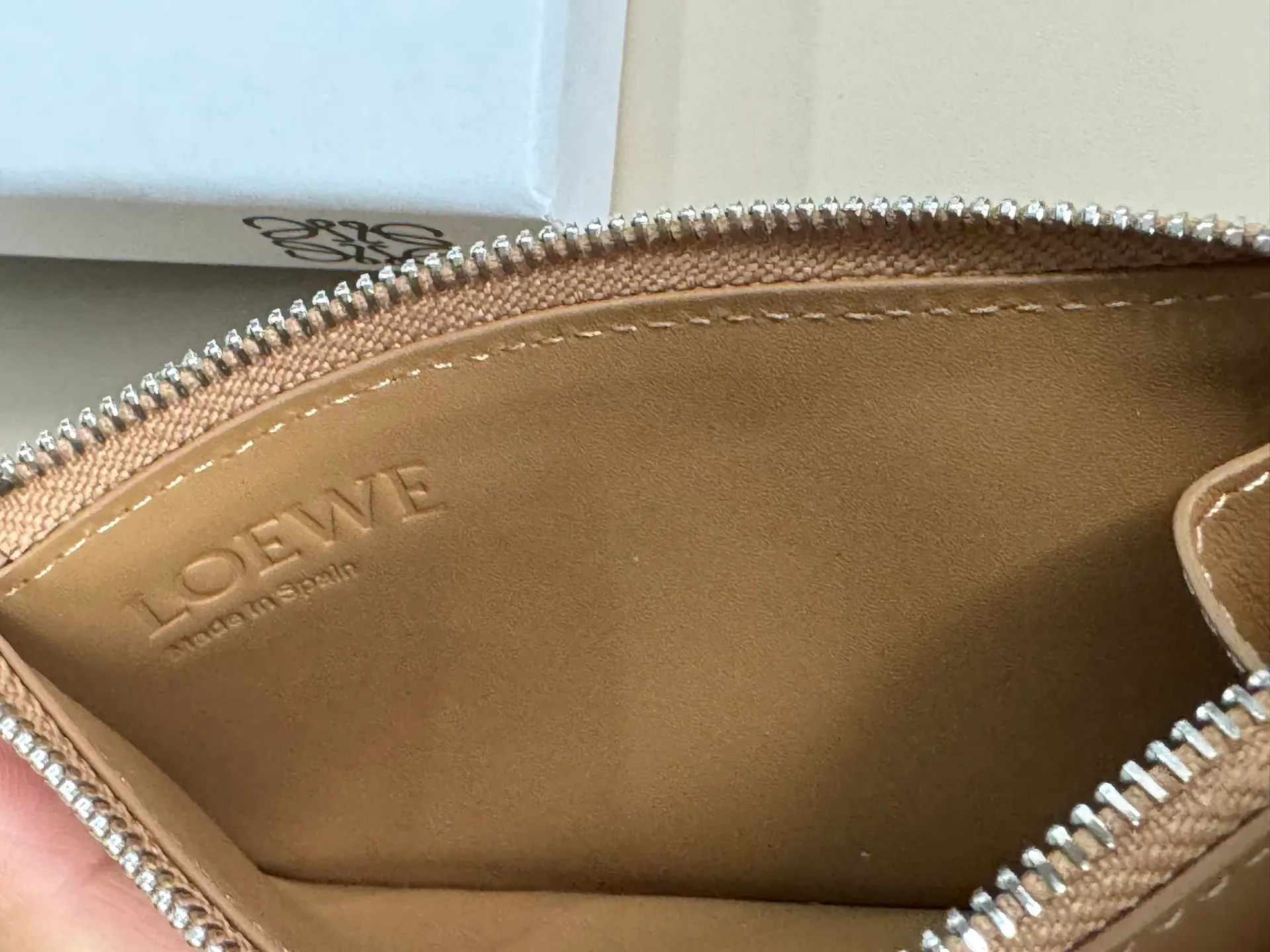 Клатчи Женские Loewe 3870956