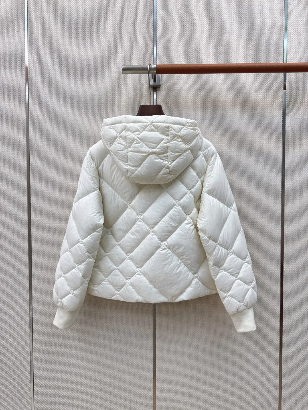 Куртки И Пуховики Женские Burberry 18108276