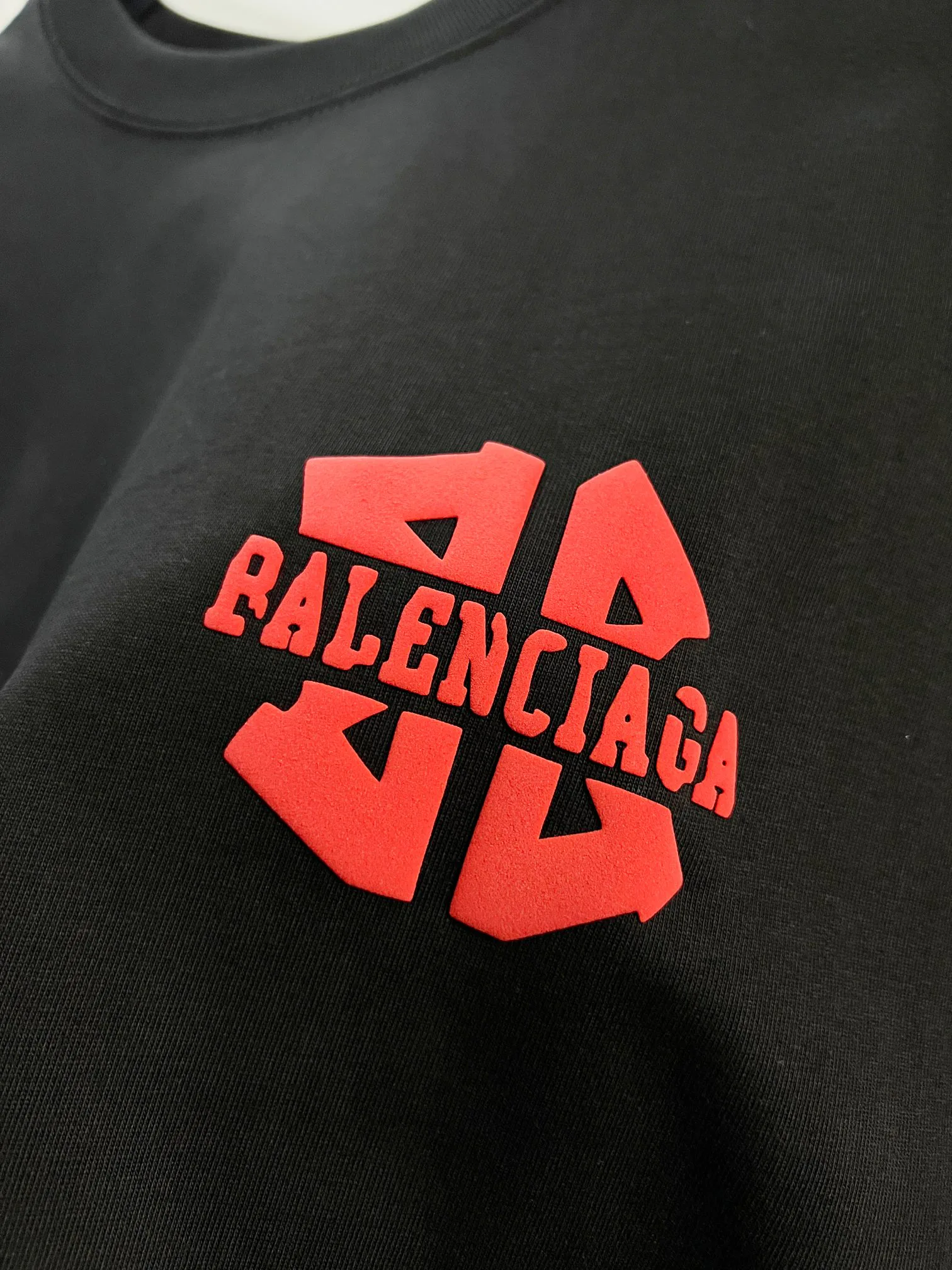 Футболки Женские Balenciaga 1236857