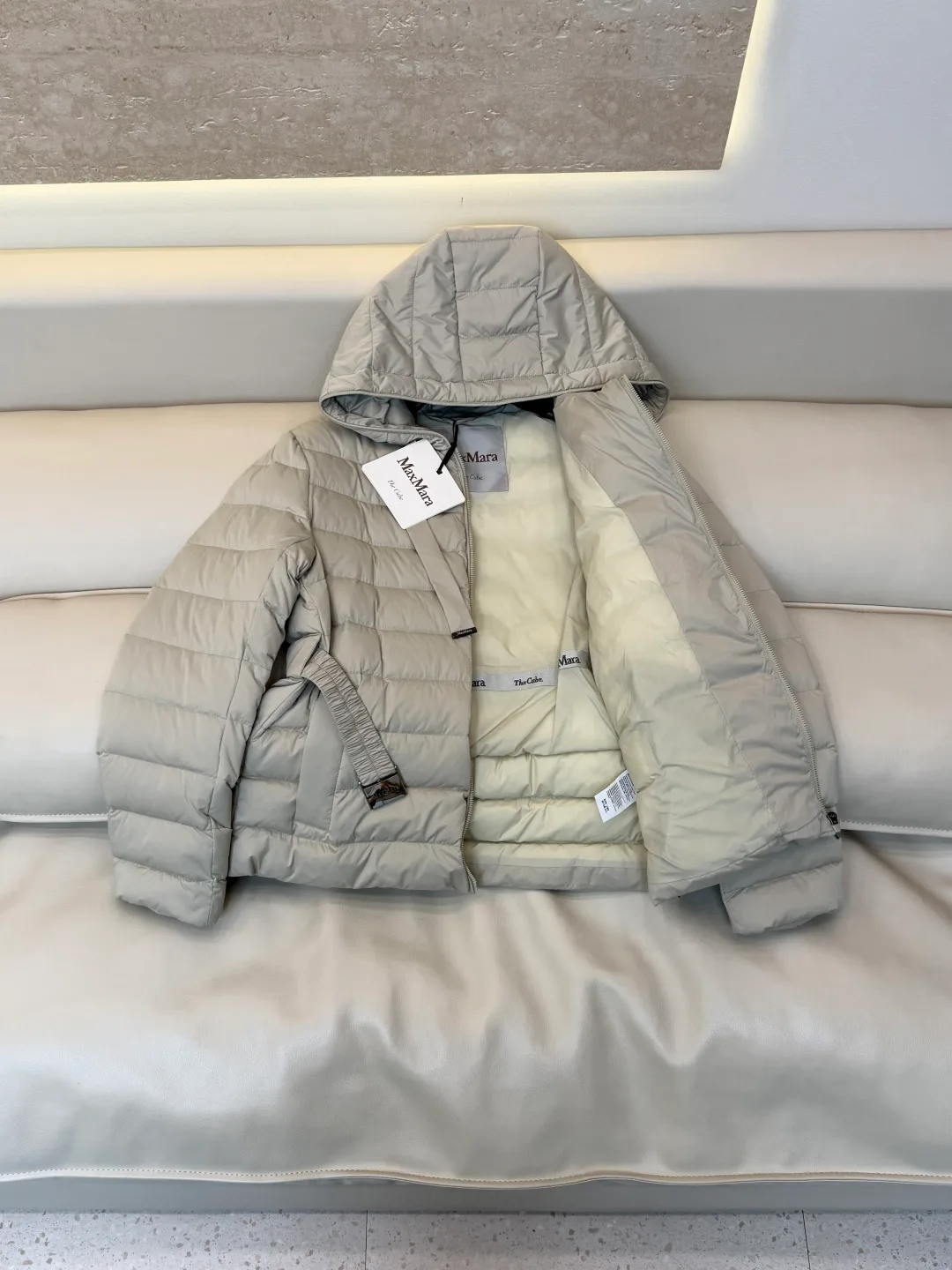 Куртки И Пуховики Женские Max Mara 18226362