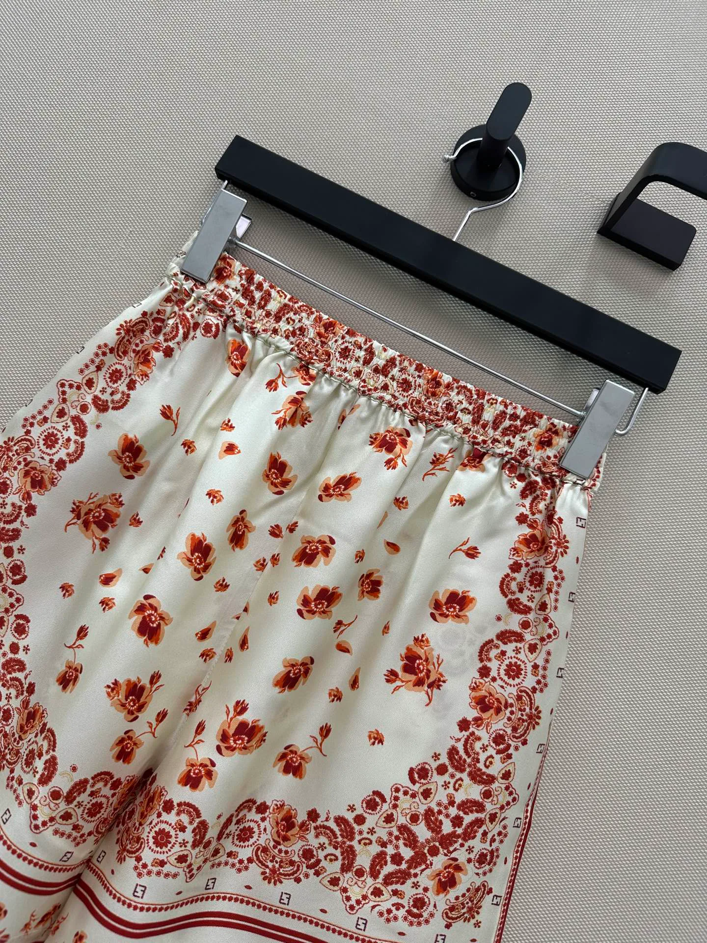 Шорты Женские Fendi 9820503