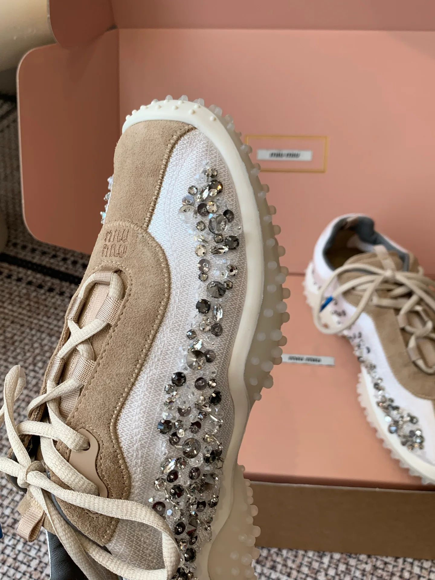 Кроссовки Женские Miu Miu 18170801