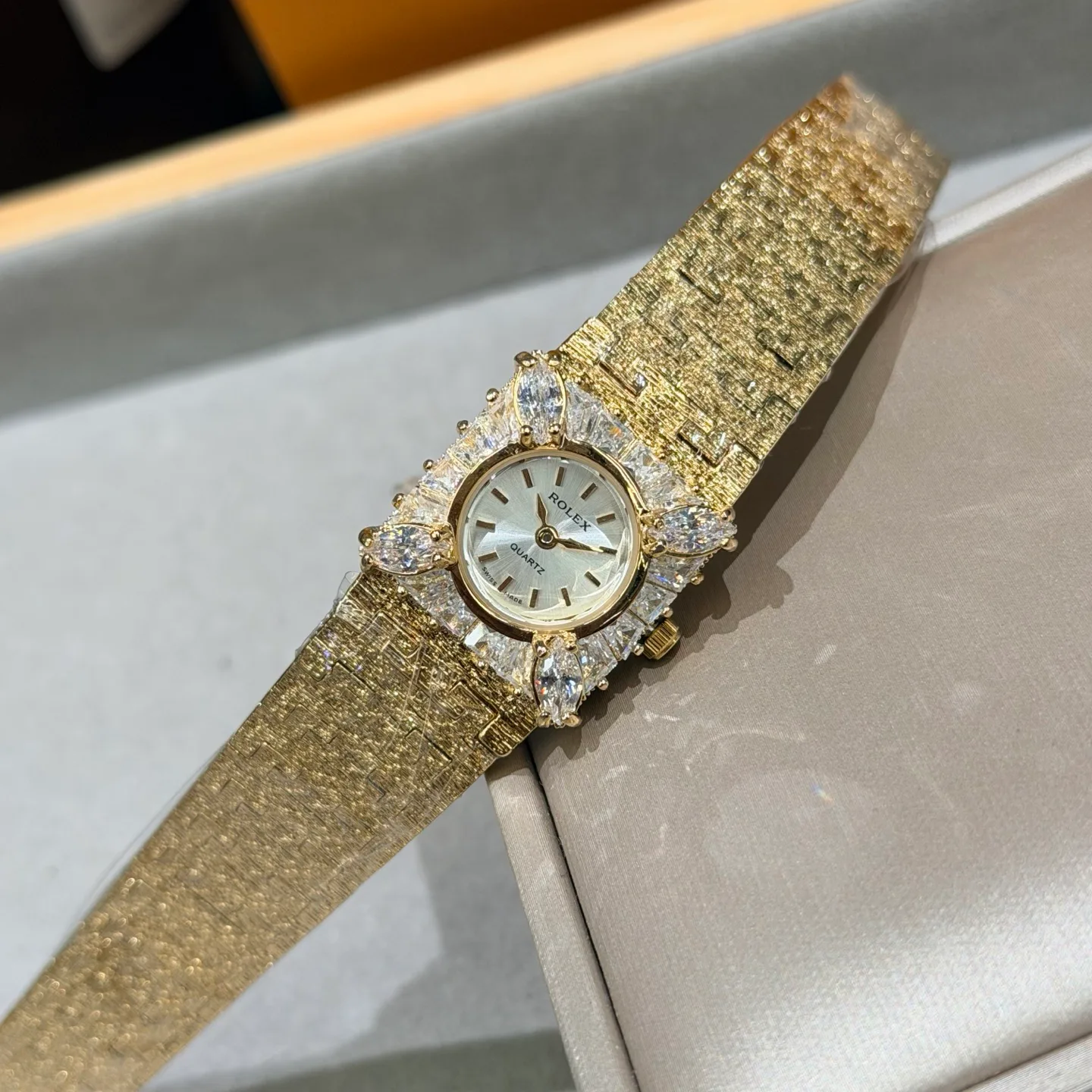 Часы Женские Rolex 17843054
