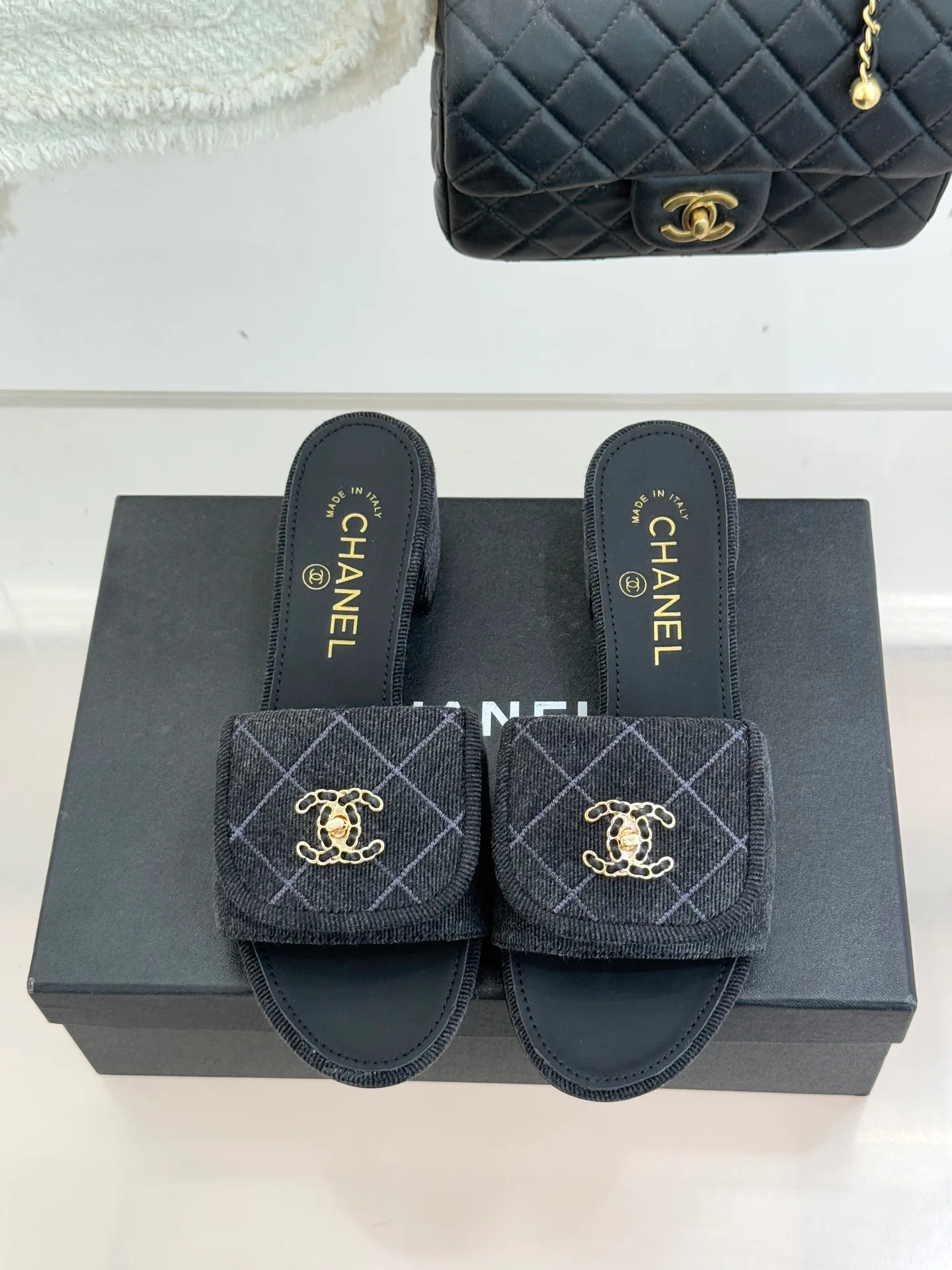 Шлепанцы Женские Chanel 9499370