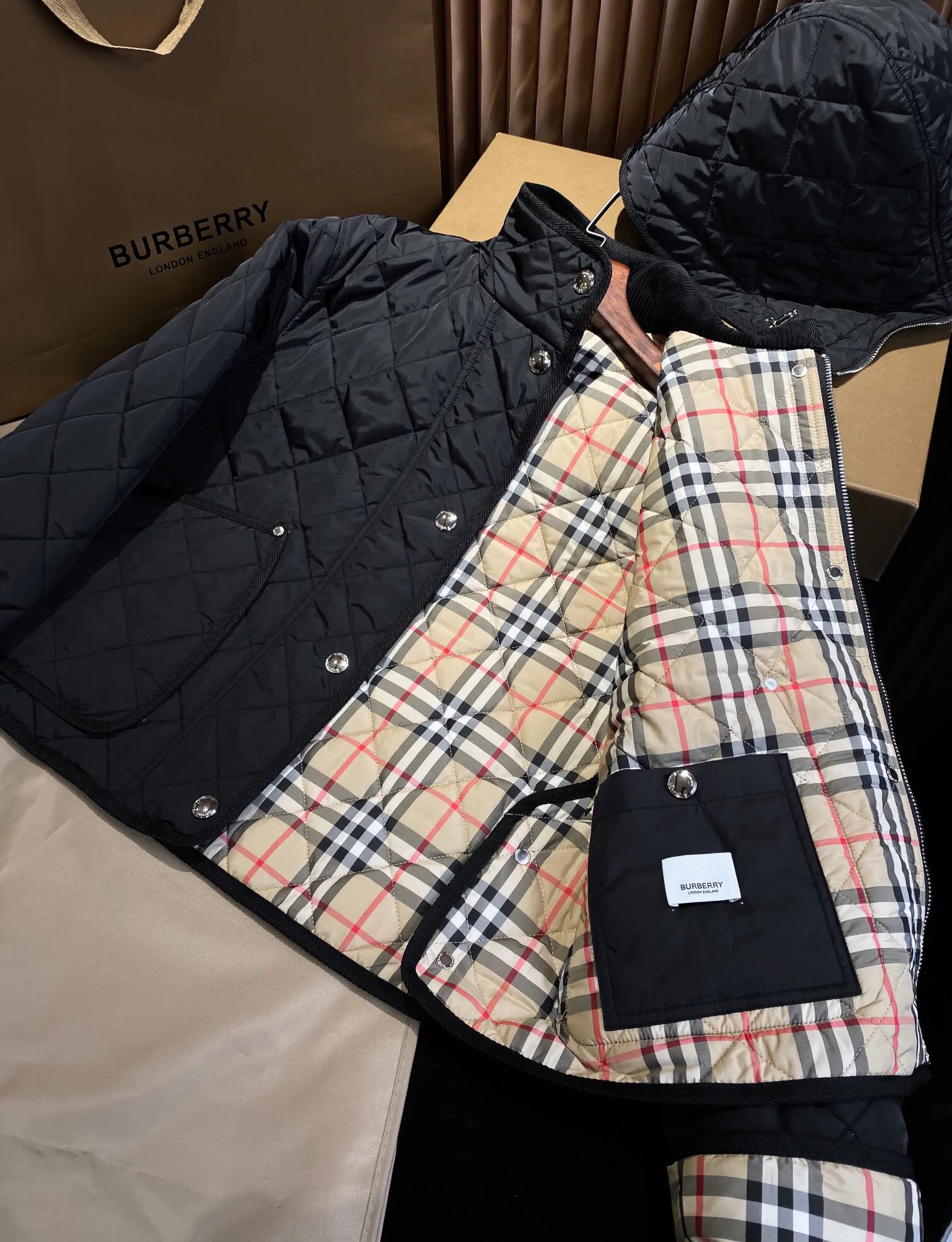 Куртки И Пуховики Женские Burberry 11433067