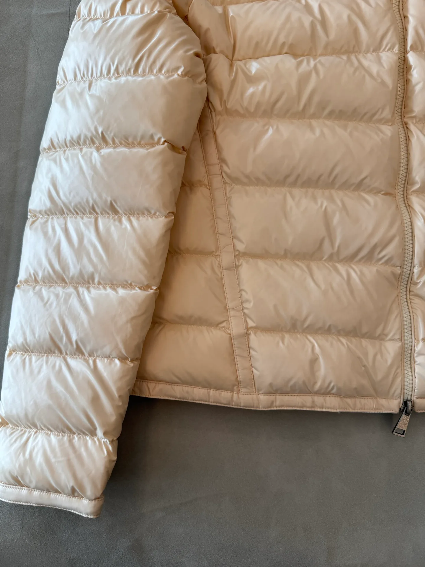 Куртки И Пуховики Женские Moncler 18829691