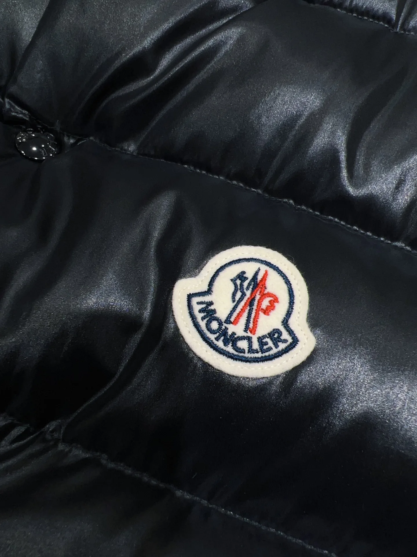 Жилеты Женские Moncler 19012233