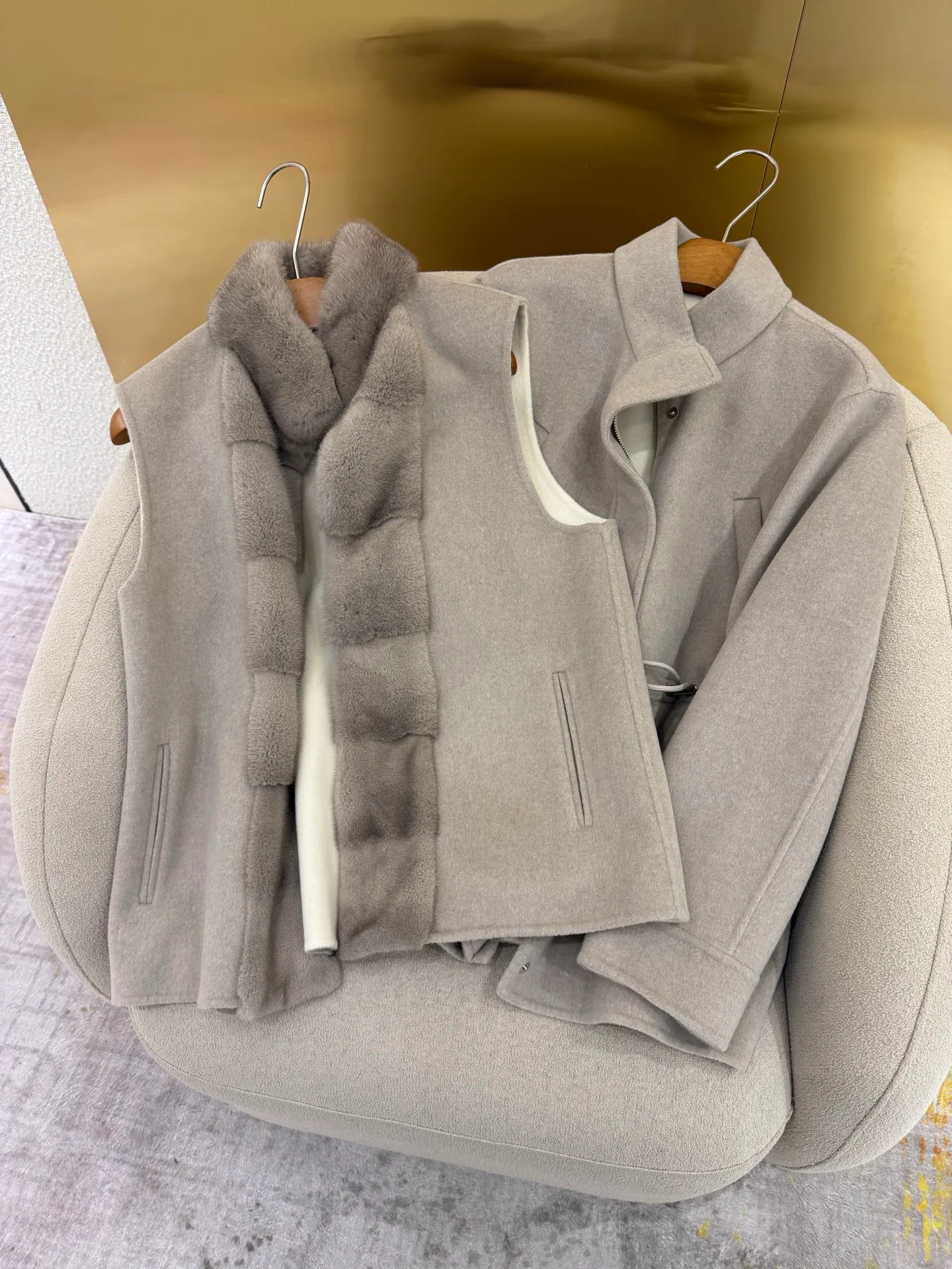 Пальто Женские Loro Piana 18734805