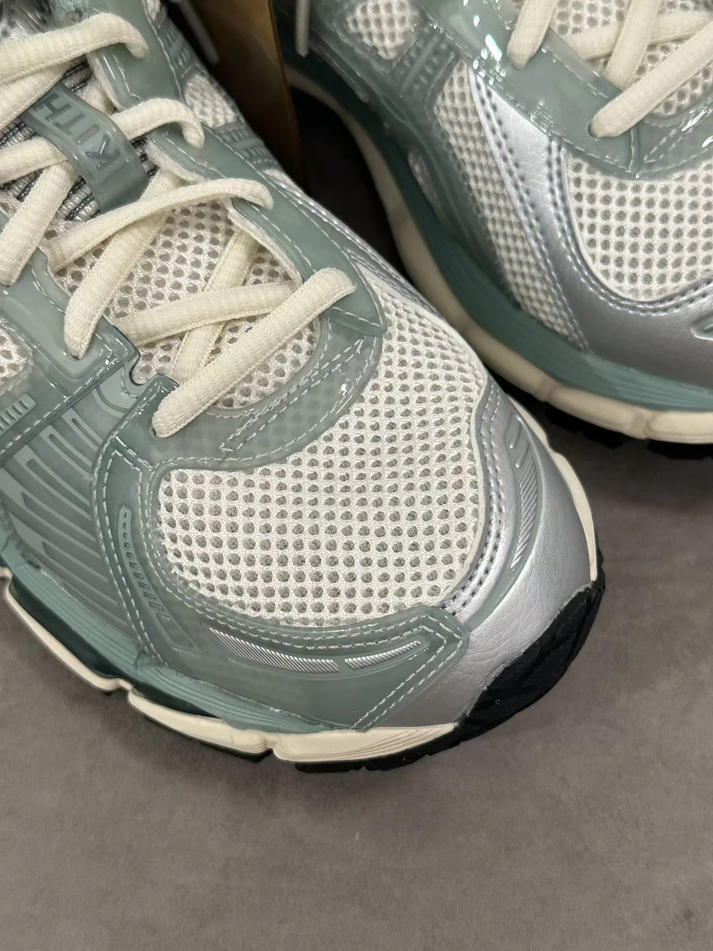 Кроссовки Женские Asics 17065409