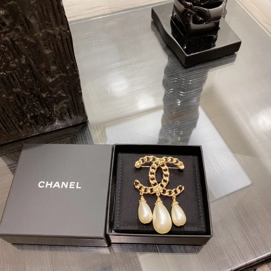 Бижутерия Chanel 3105