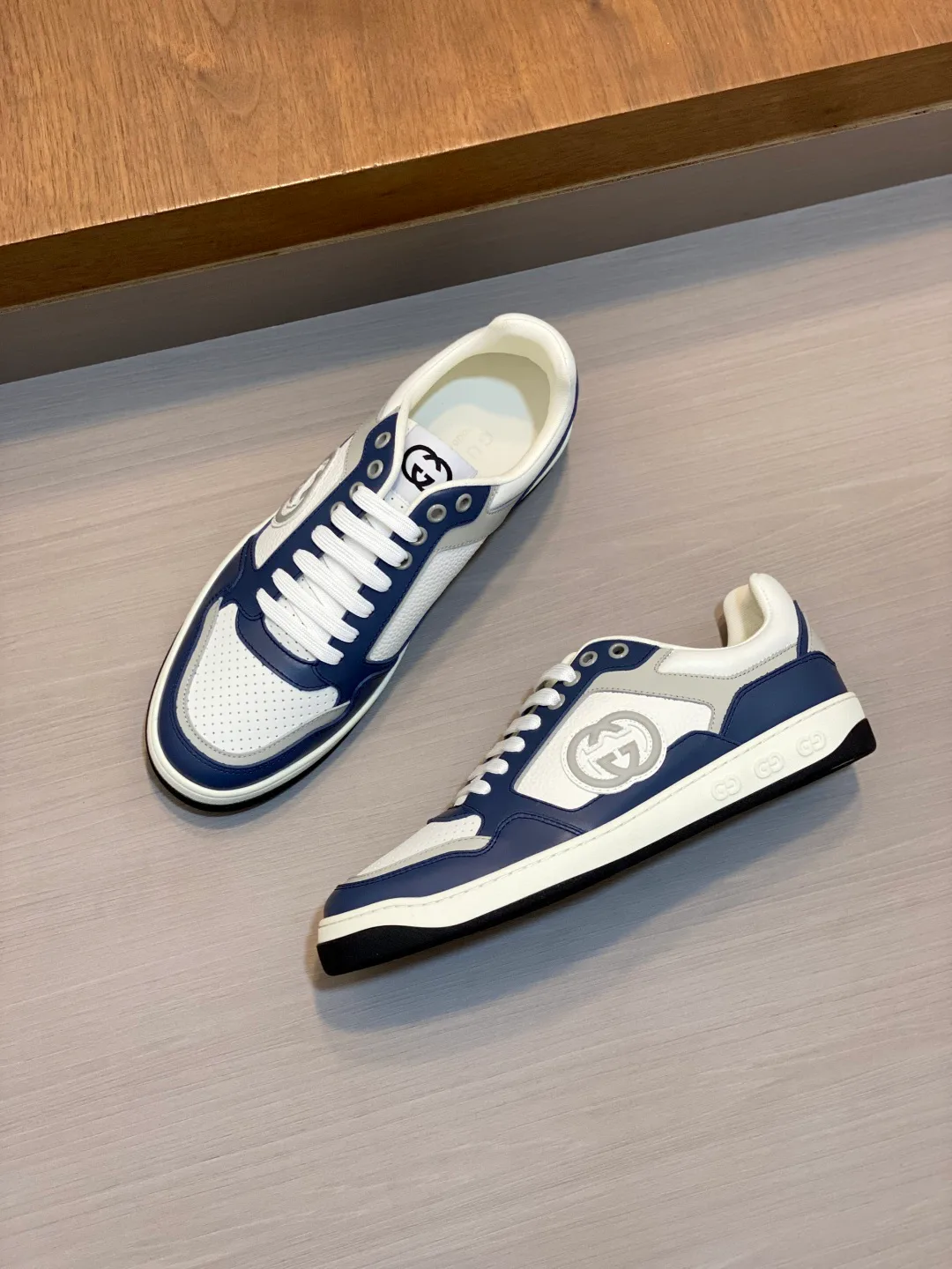 Кроссовки Мужские Gucci 18078988