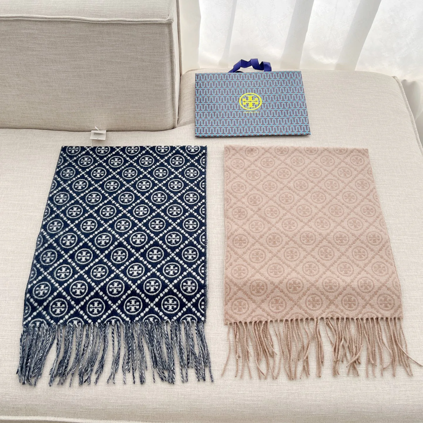 Шарфы Tory Burch 11247796