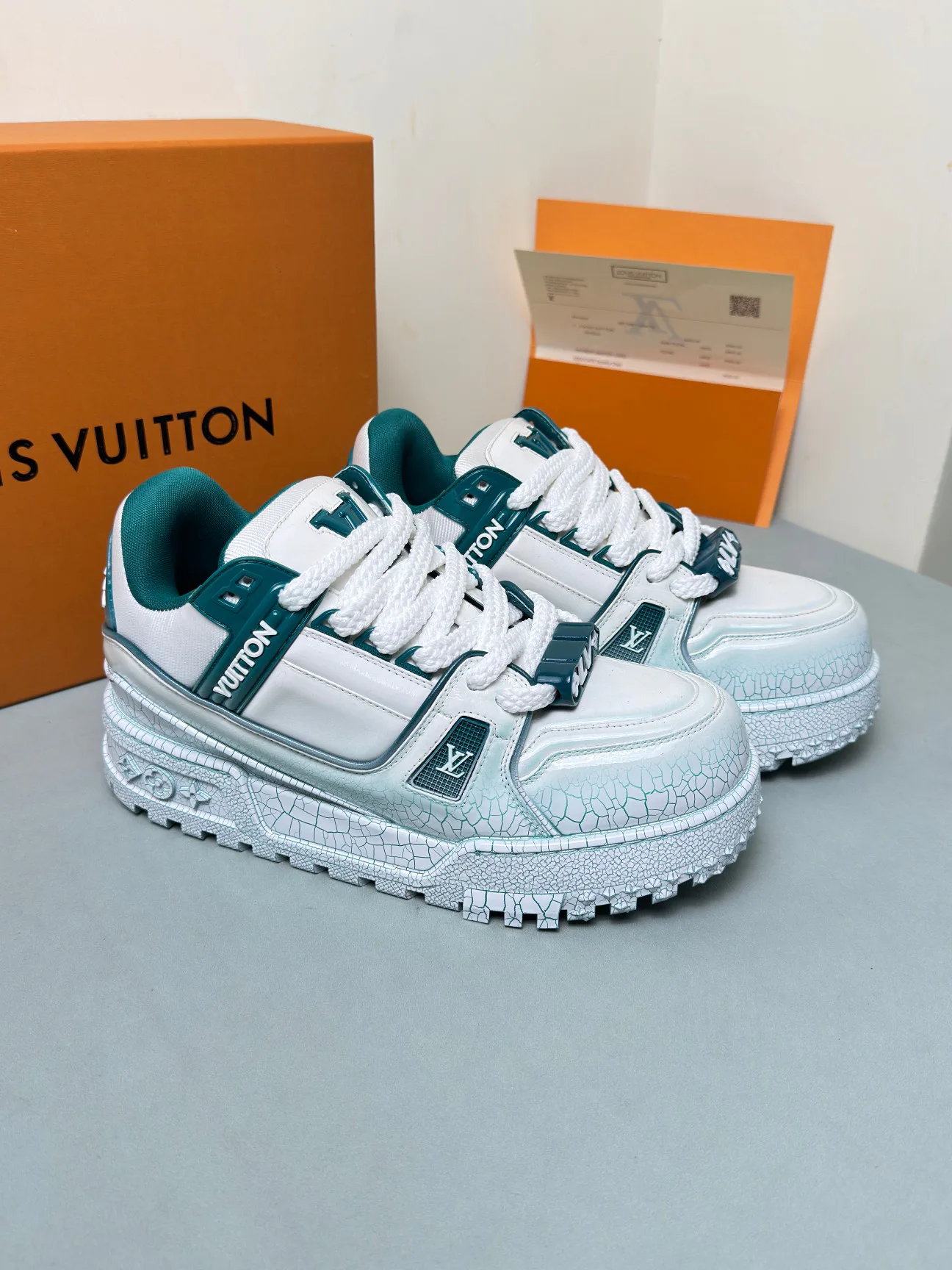 Кроссовки Мужские Louis Vuitton 11073655