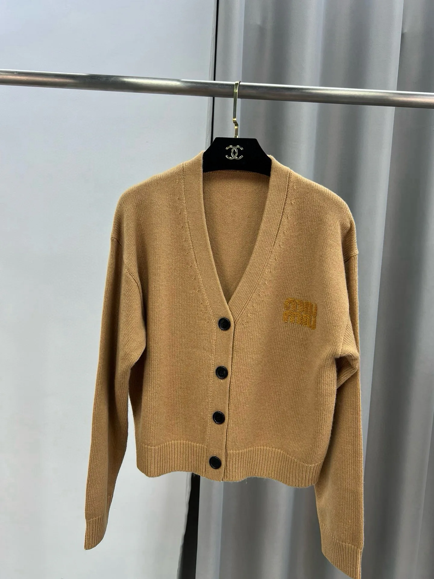 Джемперы И Свитеры Женские Miu Miu 1735391