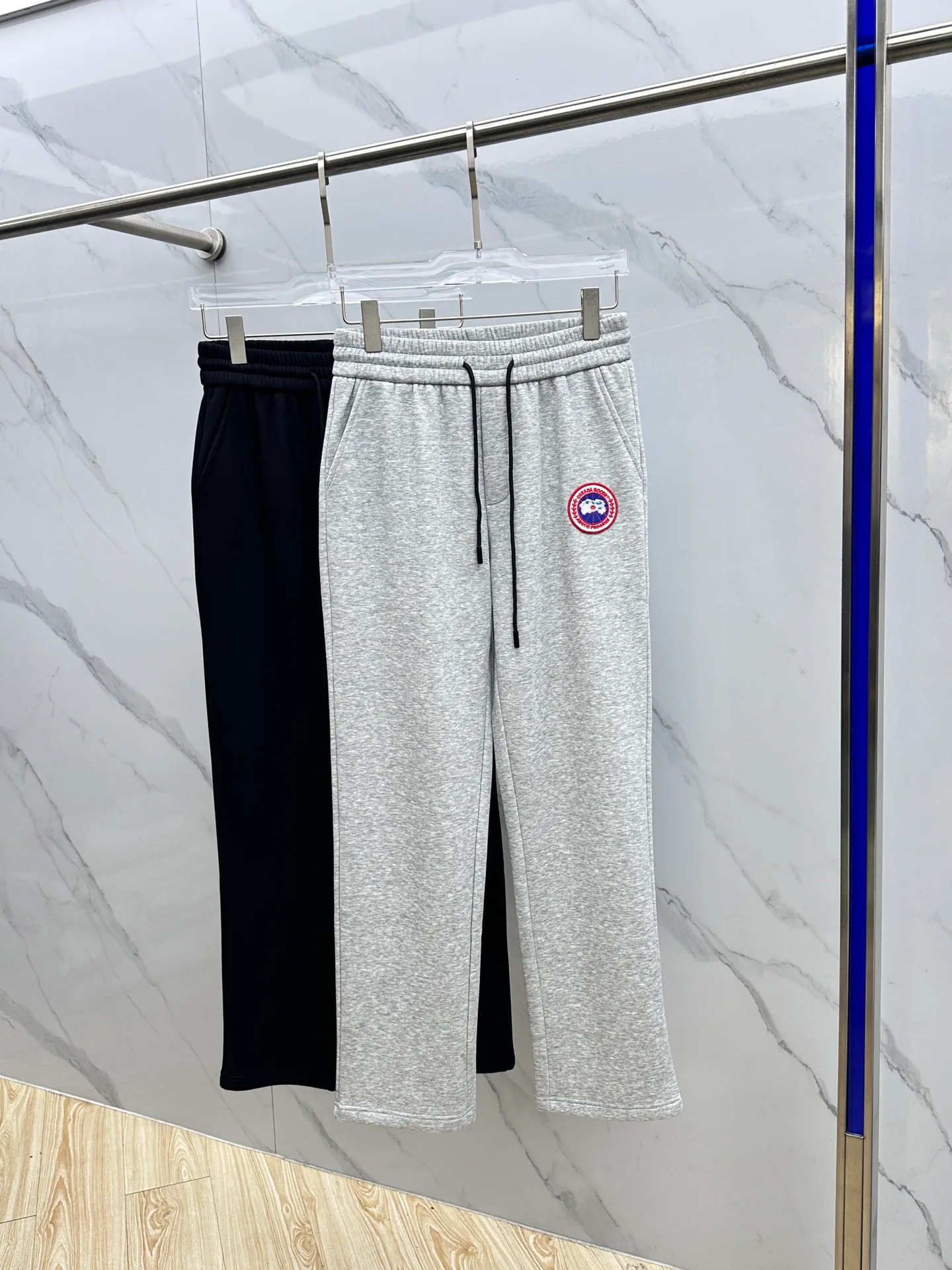 Брюки Мужские Canada Goose 18246688