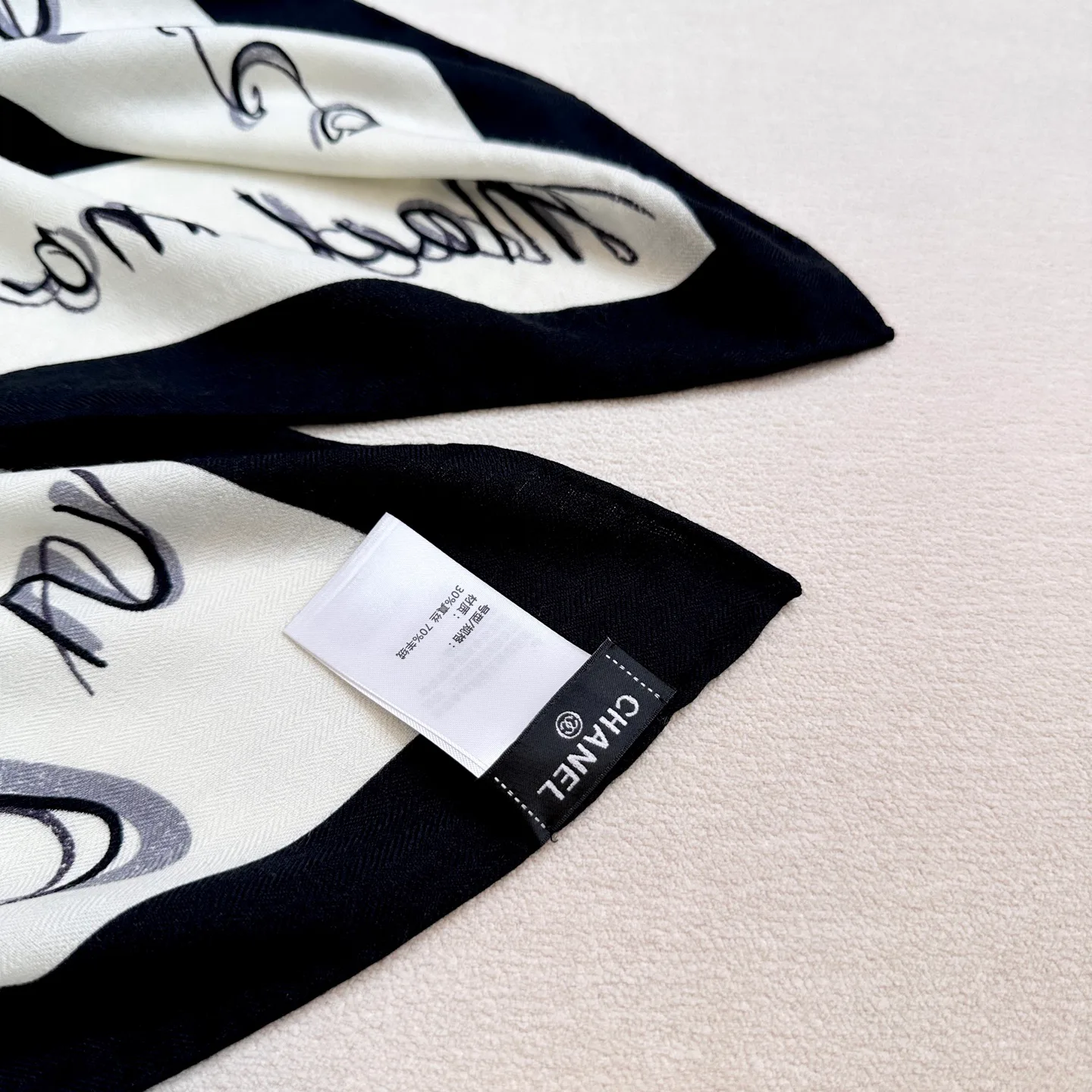 Шарфы Chanel 10627786