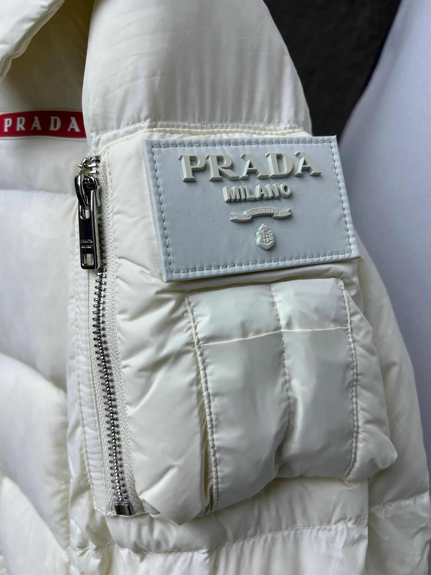 Куртки И Пуховики Женские Prada 237107