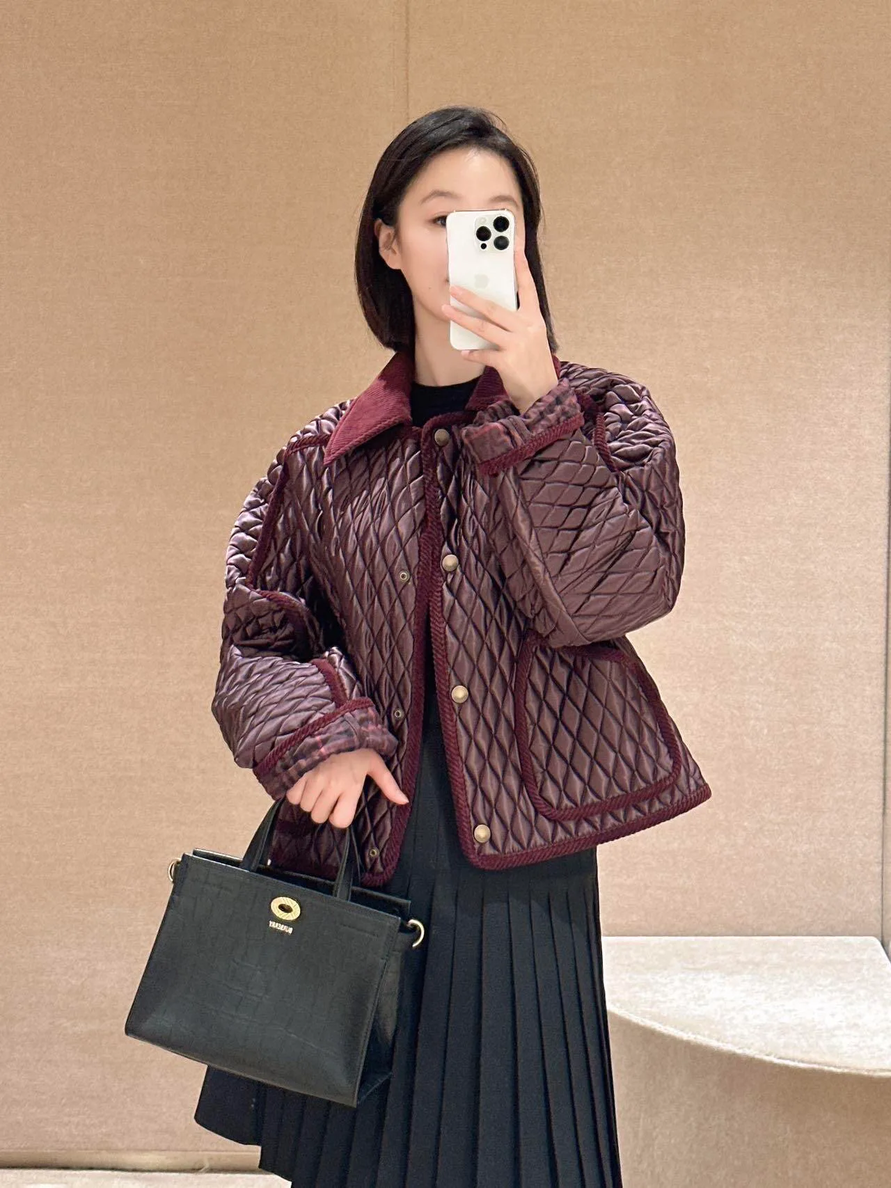 Куртки И Пуховики Женские Burberry 403086