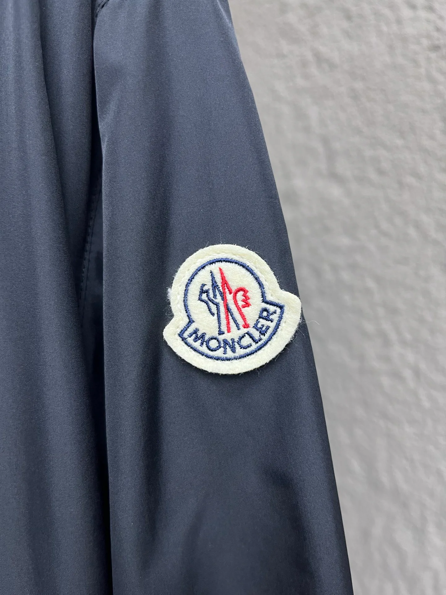 Куртки И Пуховики Женские Moncler 14179717