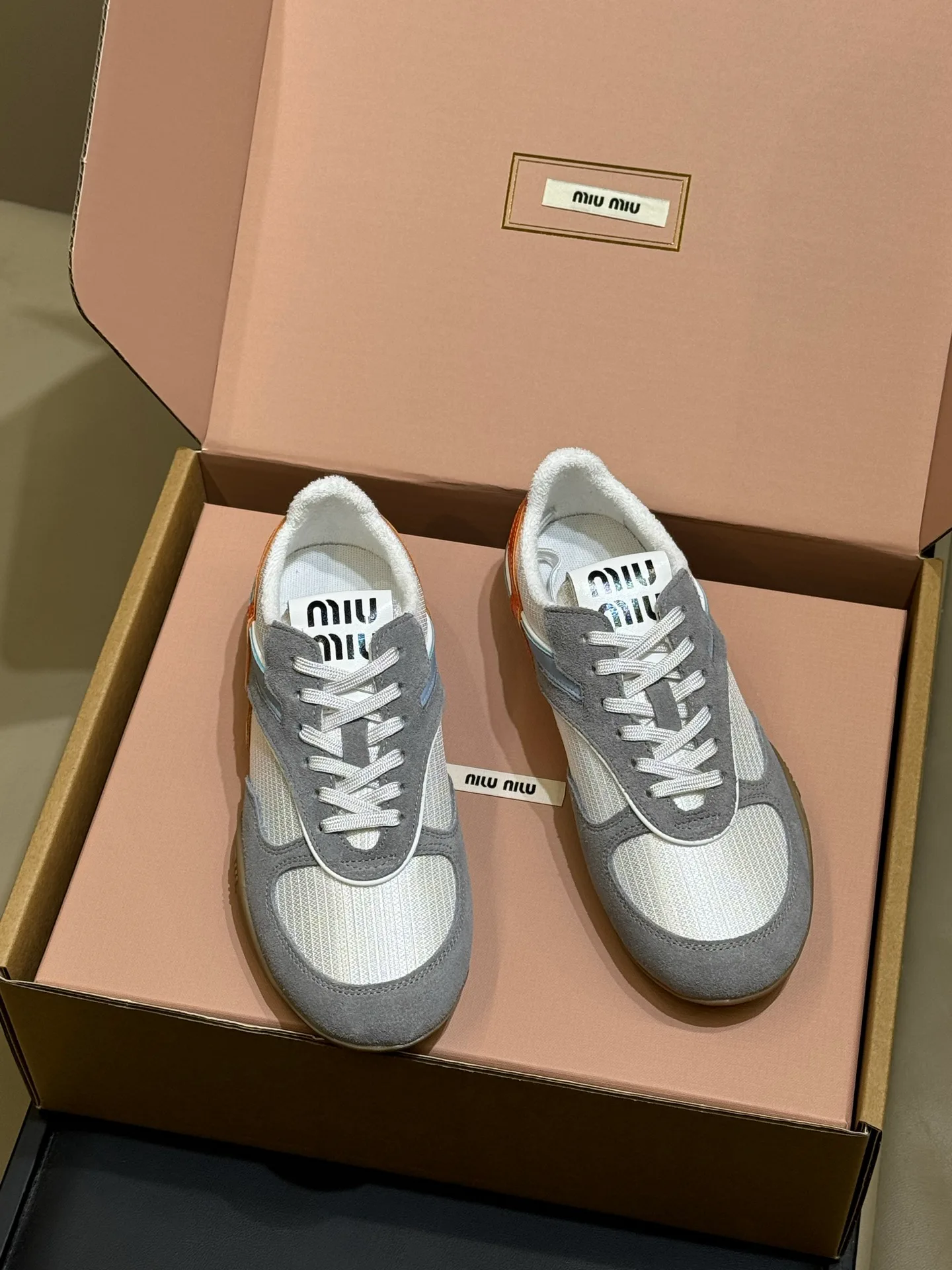 Кроссовки Женские Miu Miu 1383528