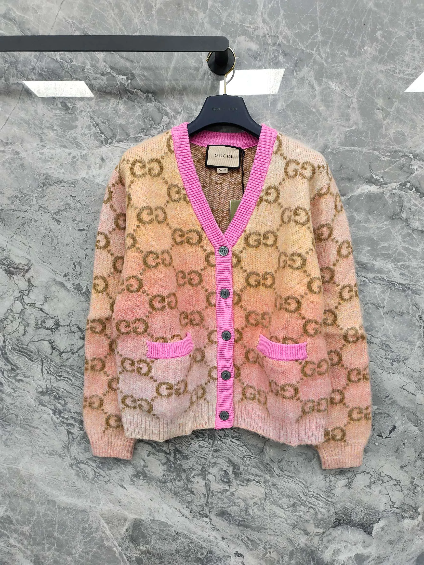Джемперы И Свитеры Женские Gucci 18417250