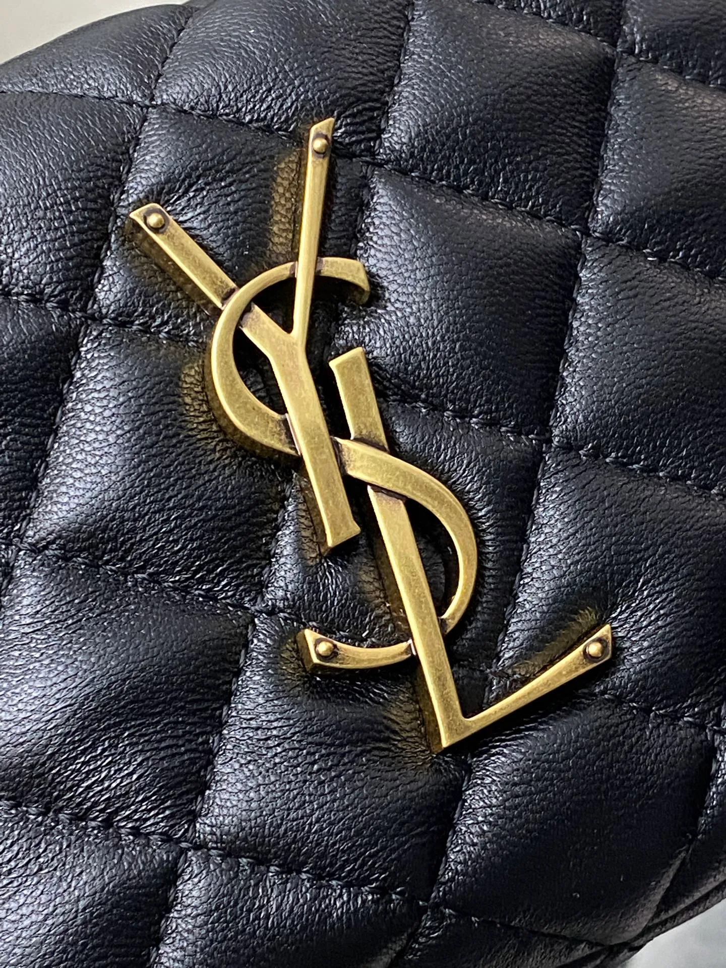 Классические Сумки Женские Saint Laurent 4401995