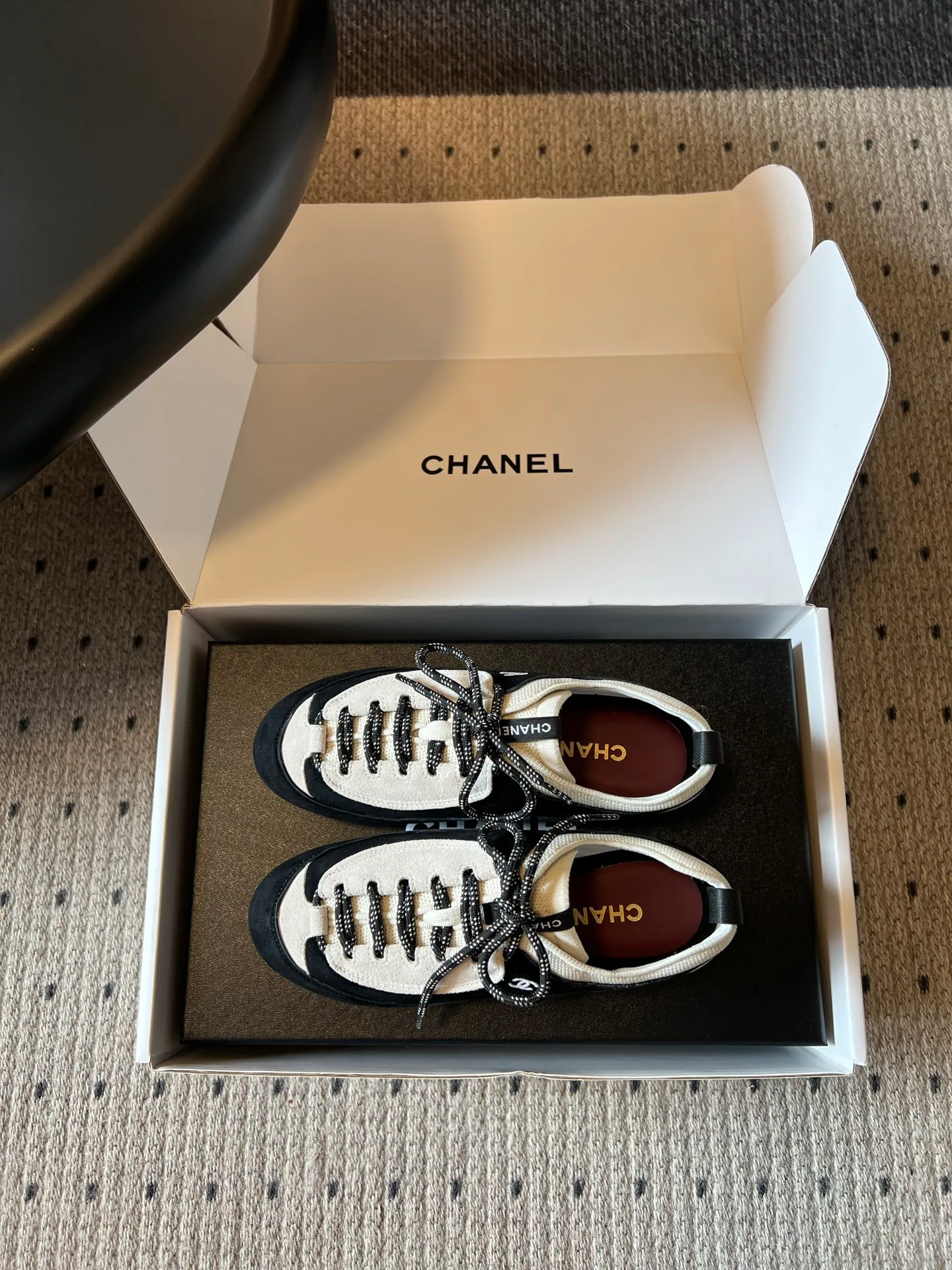 Кроссовки Женские Chanel 17419361