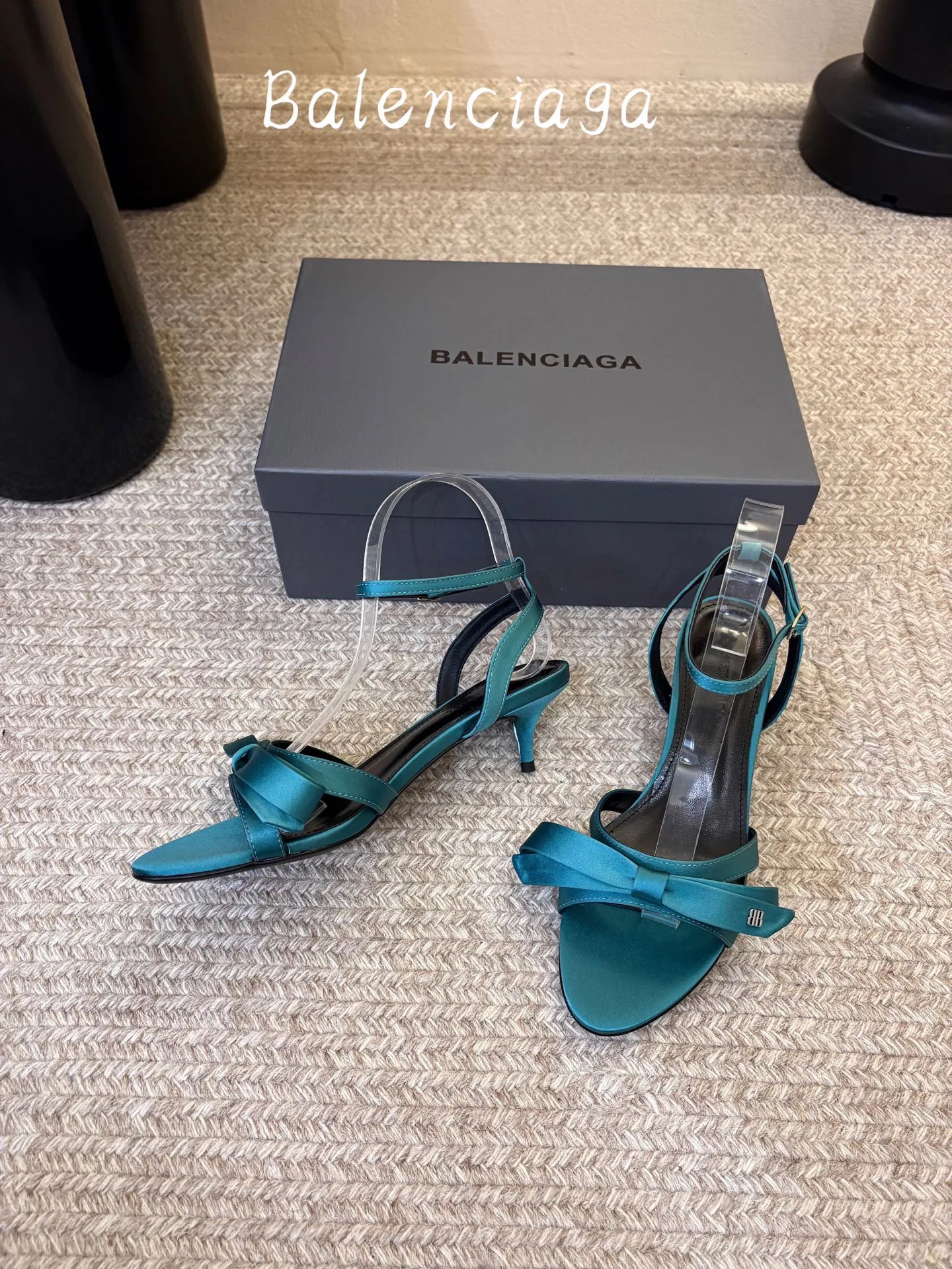 Босоножки Женские Balenciaga 18360967