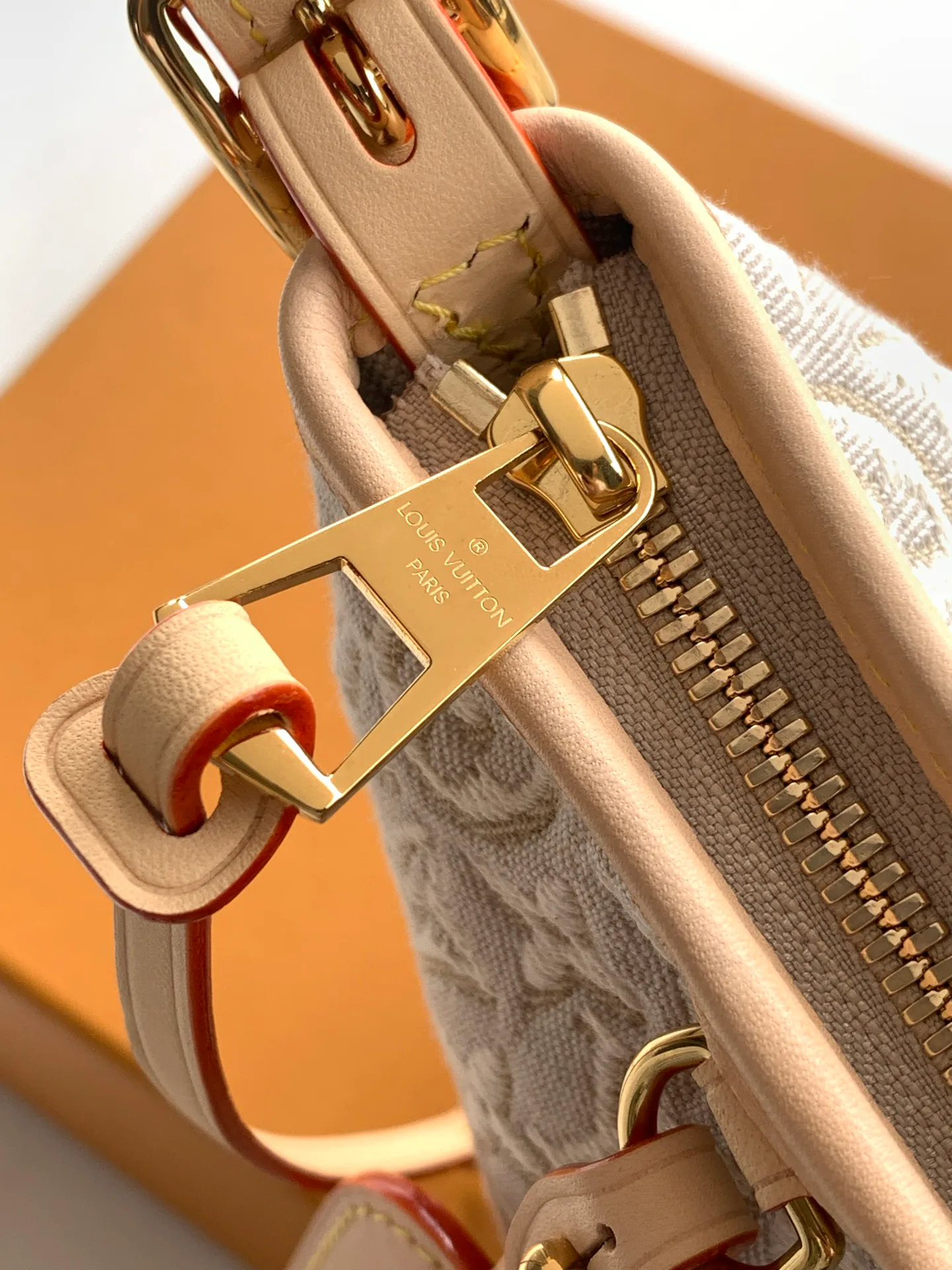 Классические Сумки Женские Louis Vuitton 17483340