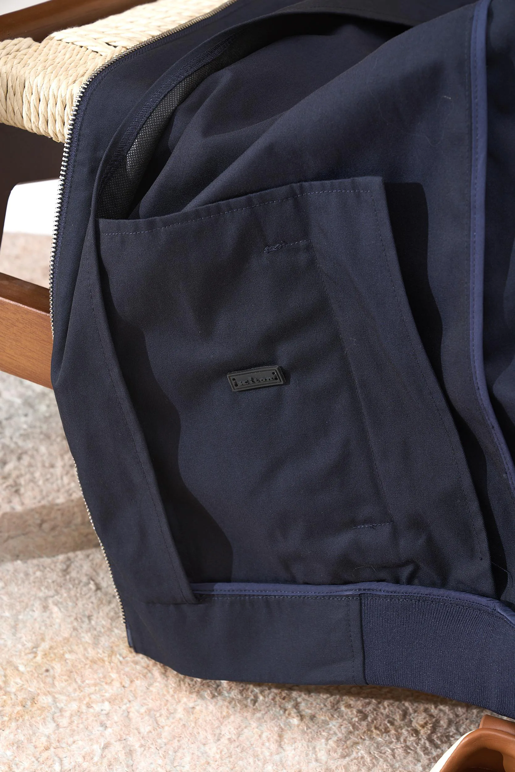 Куртки И Пуховики Мужские Kiton 27644