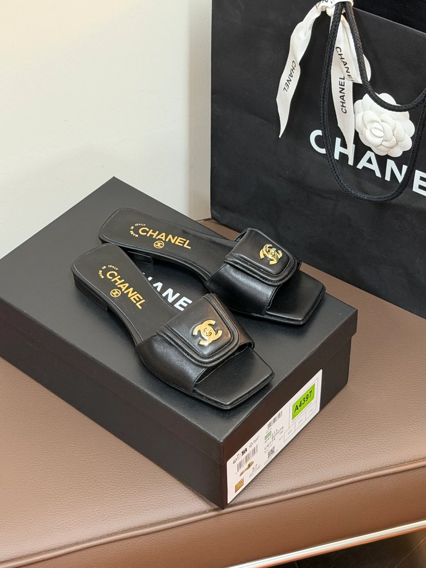 Шлепанцы Женские Chanel 12163316