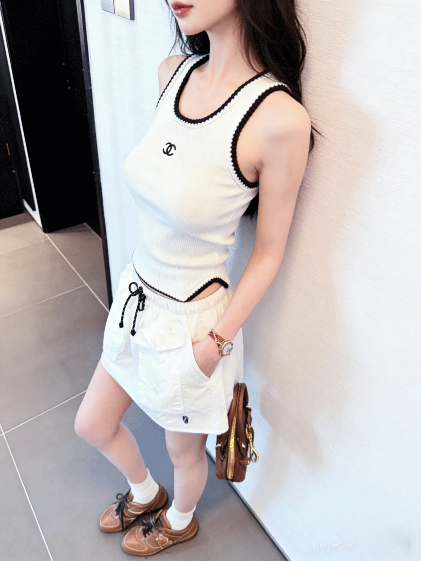 Жилеты Женские Chanel 11563823