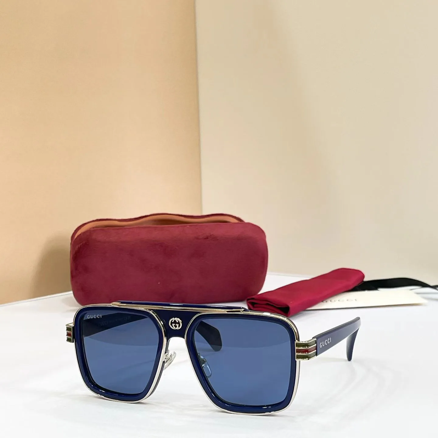 Очки Gucci 17633232