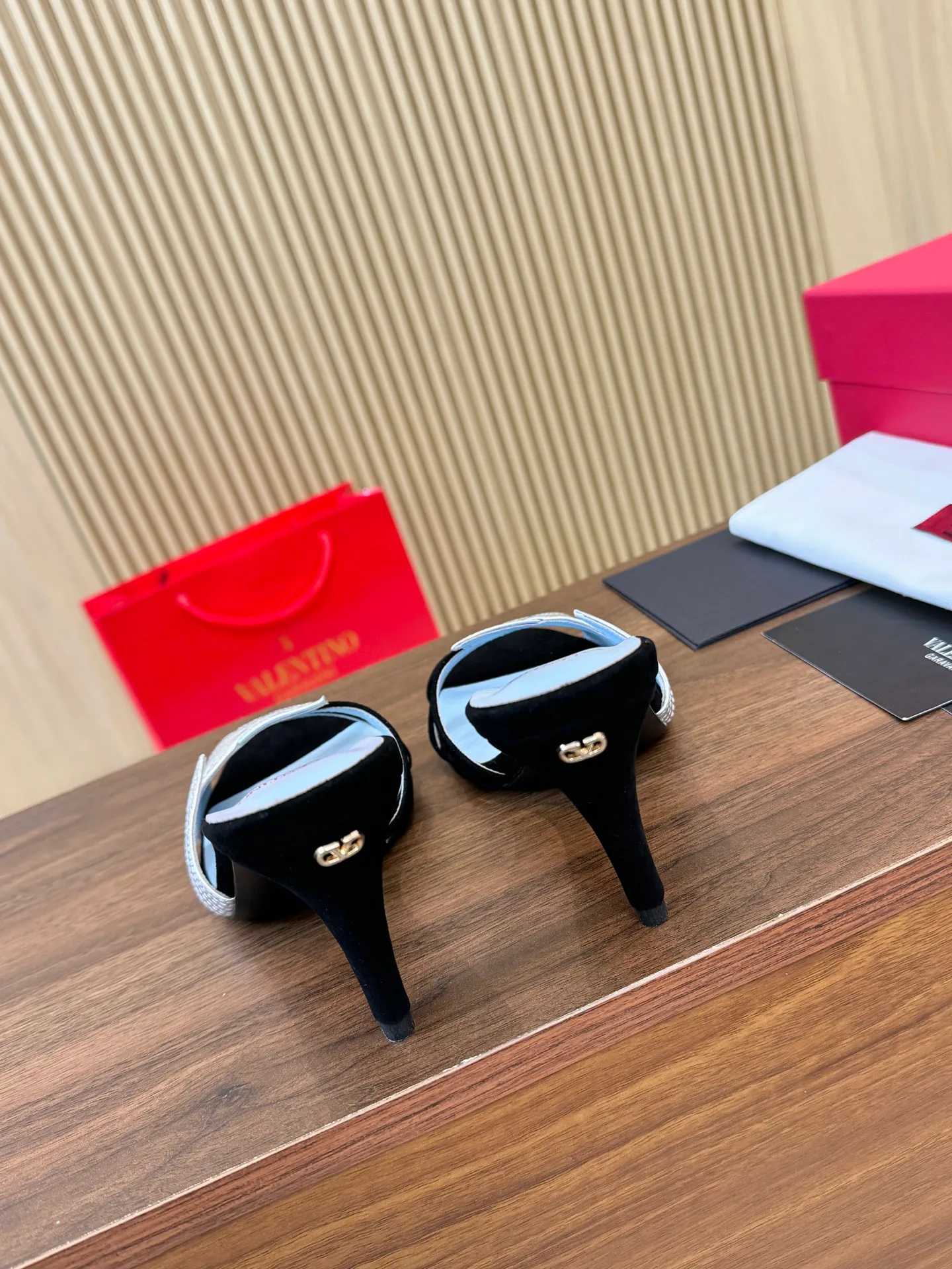 Босоножки Женские Valentino 9737241