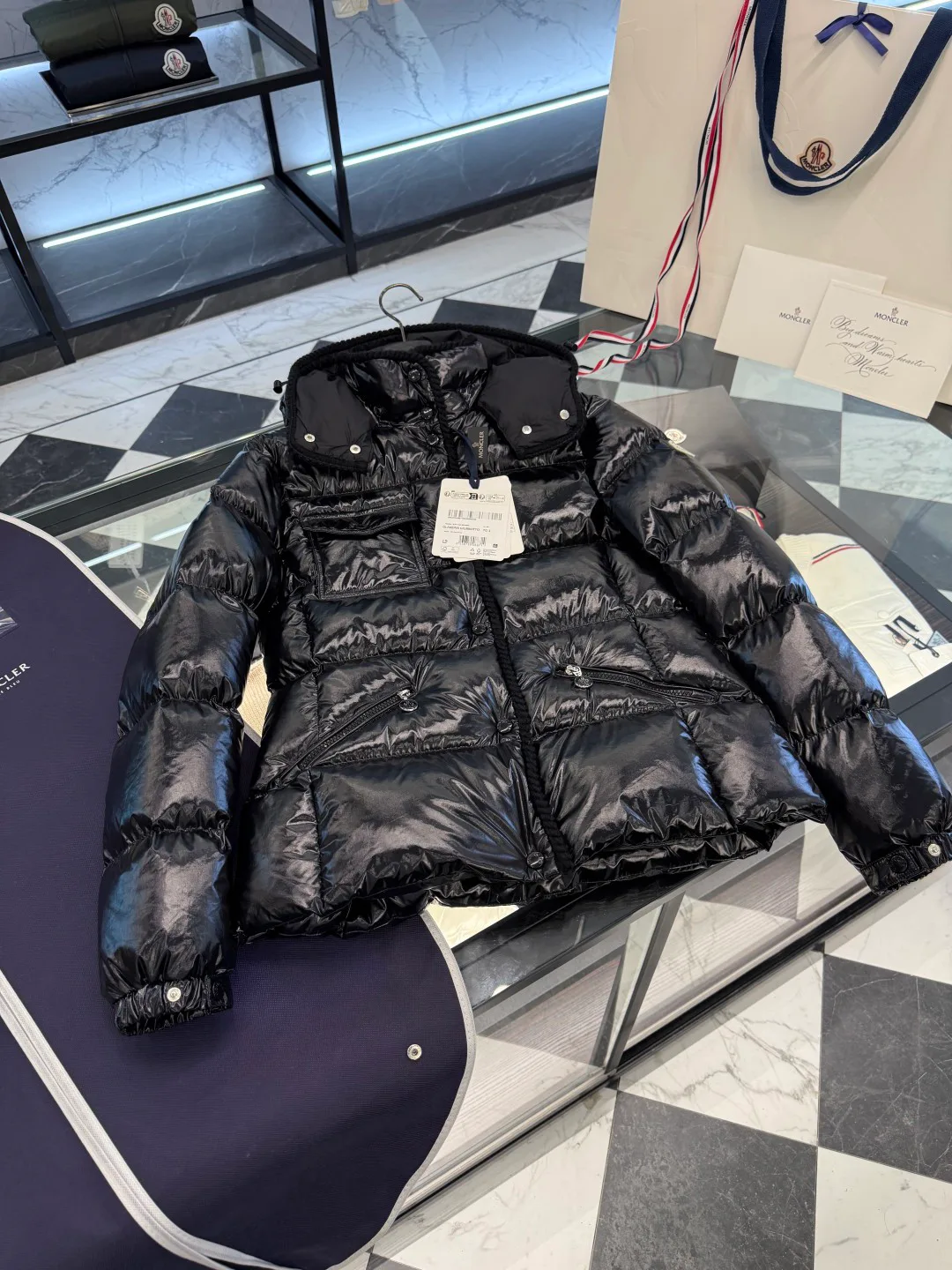 Куртки И Пуховики Женские Moncler 18741300