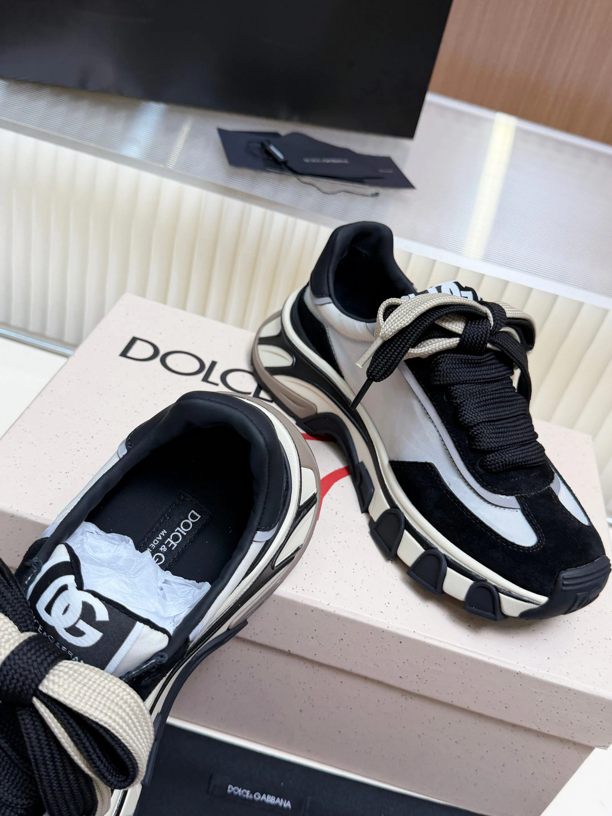 Кроссовки Женские Dolce & Gabbana 18908826