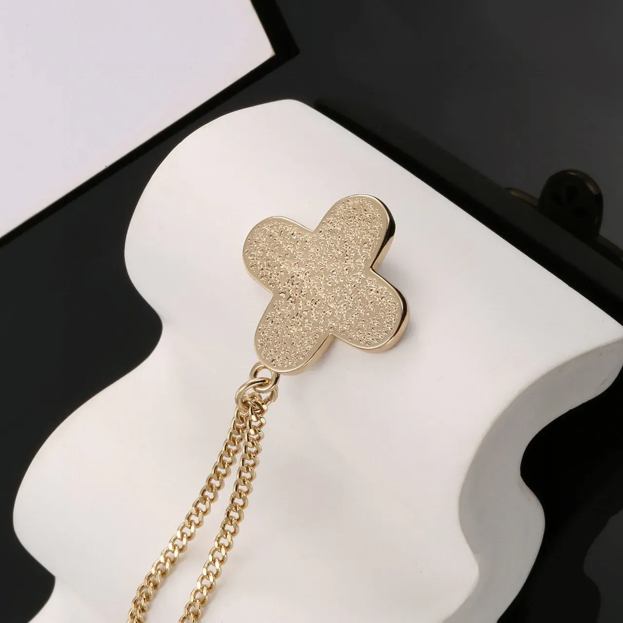 Бижутерия Chanel 225206