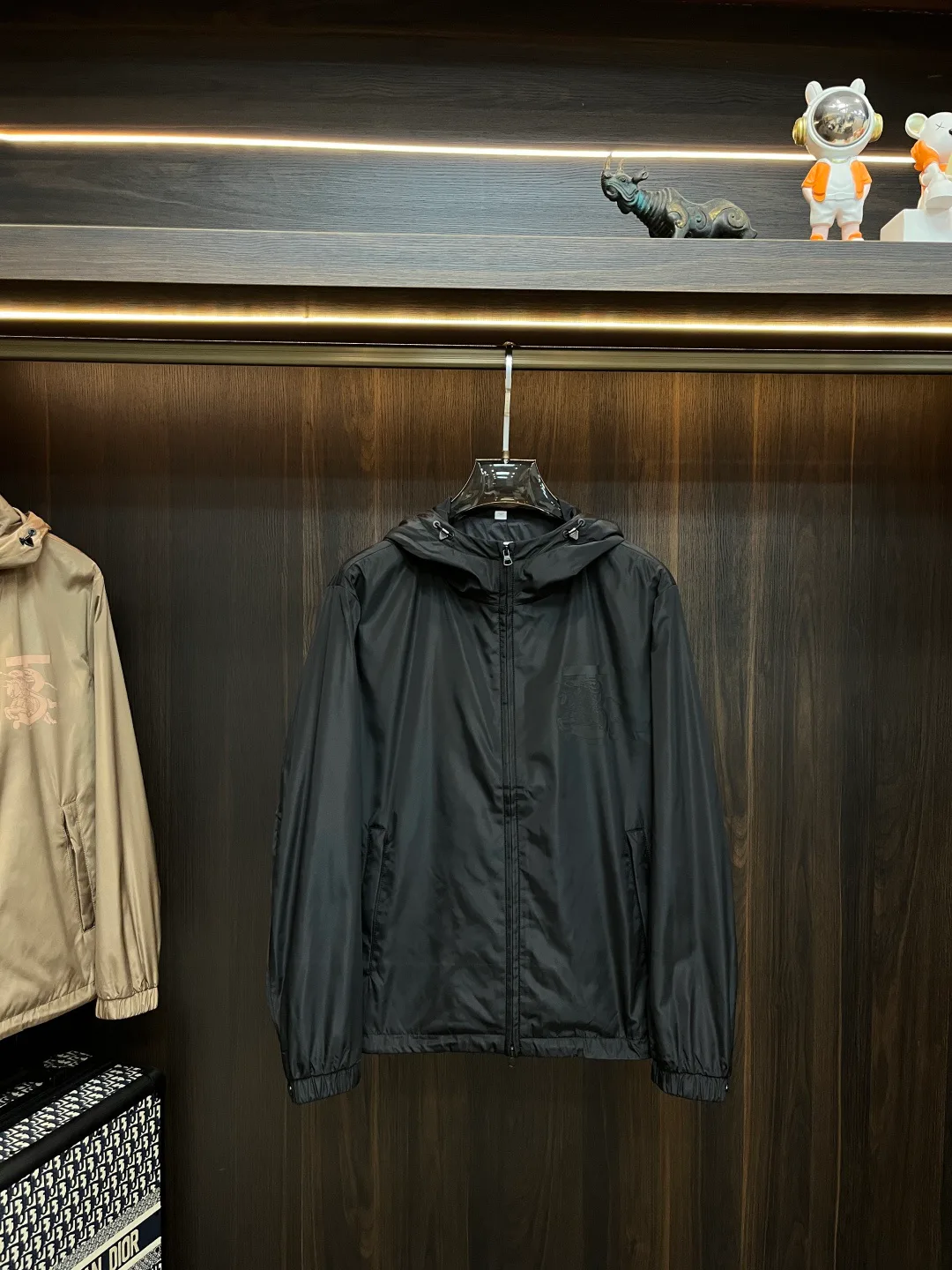 Куртки И Пуховики Женские Burberry 18416720