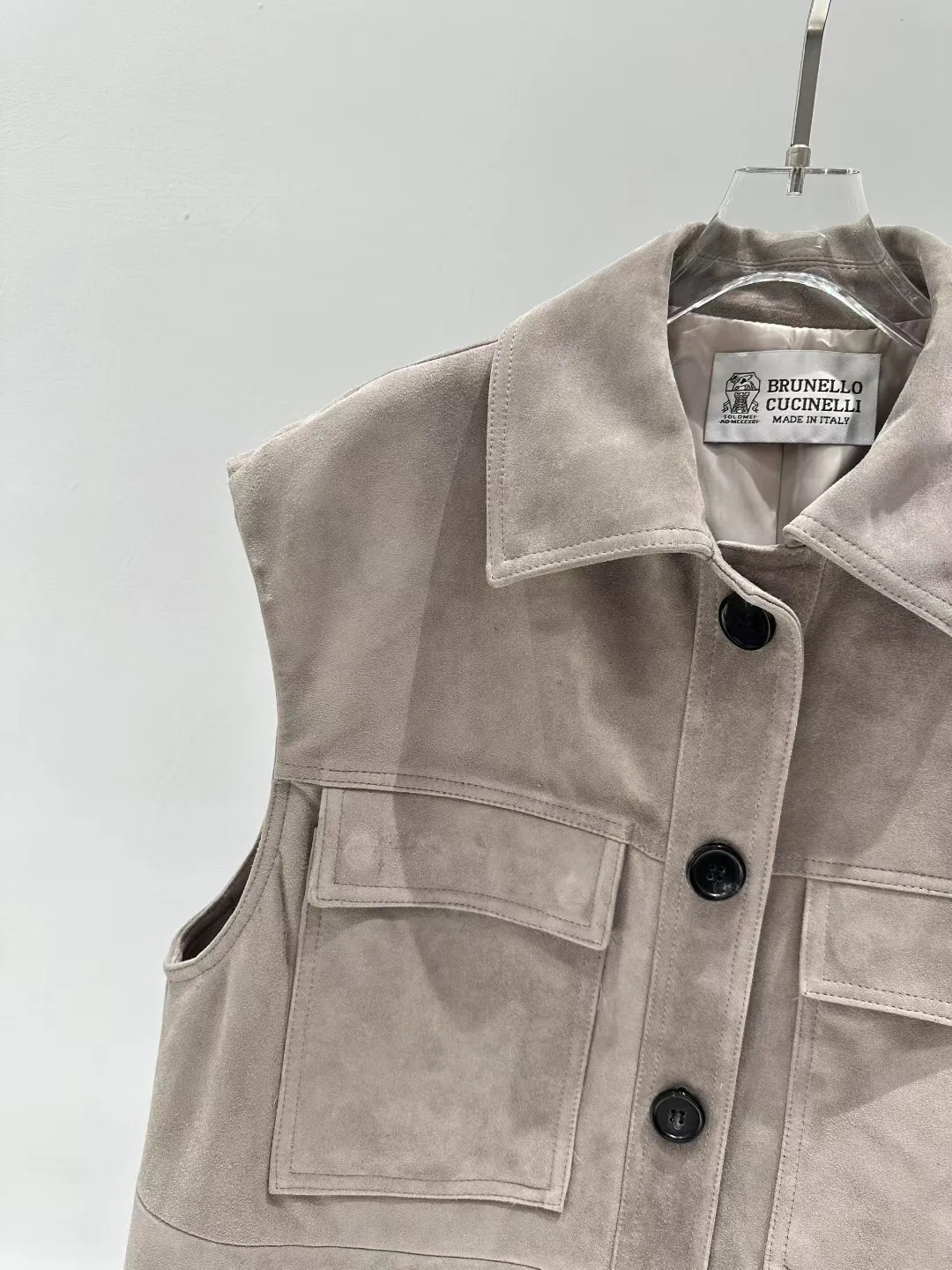 Жилеты Женские Brunello Cucinelli 13557773