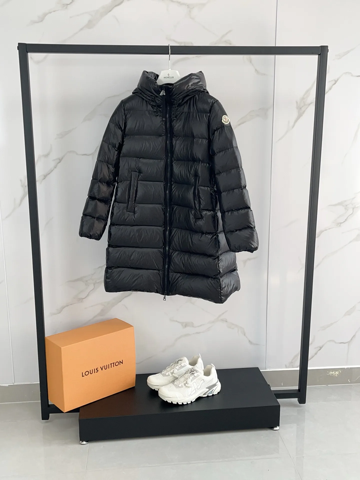 Куртки И Пуховики Женские Moncler 18722872