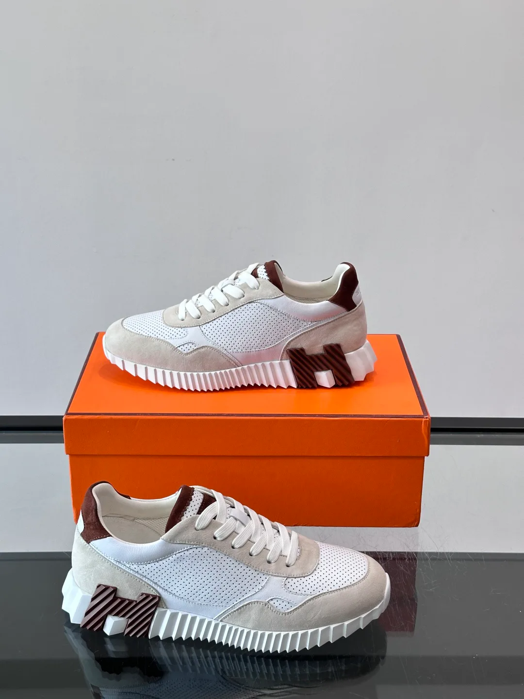 Кроссовки Женские Hermes 17439906