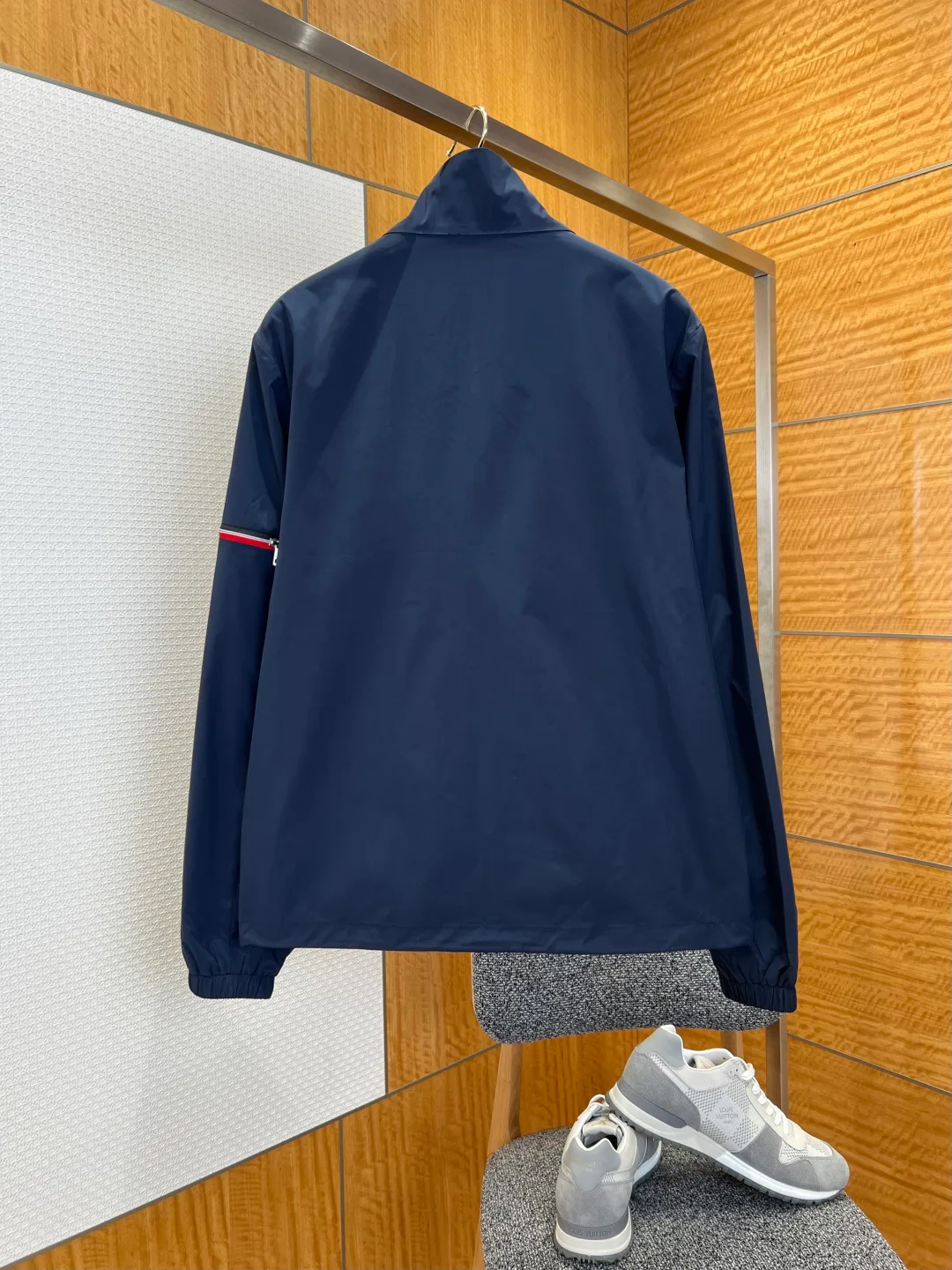 Куртки И Пуховики Мужские Moncler 12361126