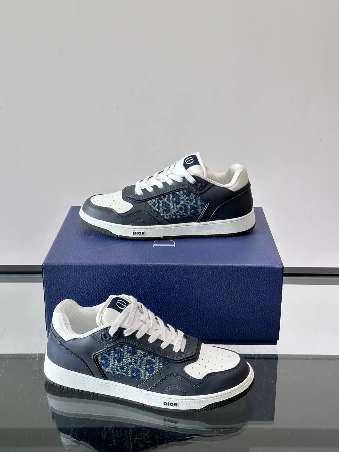 Кроссовки Женские Christian Dior 18055072