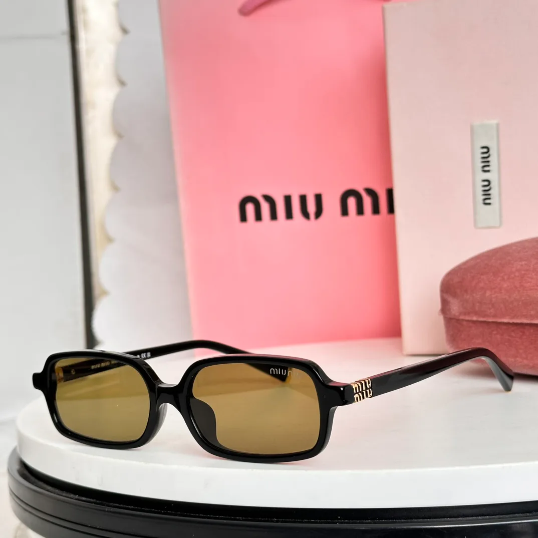 Очки Miu Miu 841121