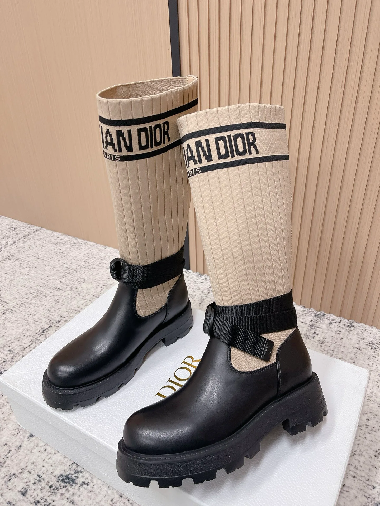 Сапоги Женские Christian Dior 569480