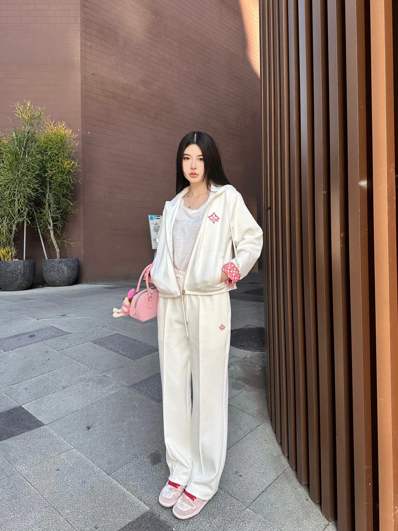 Спортивные Костюмы Женские Louis Vuitton 6628