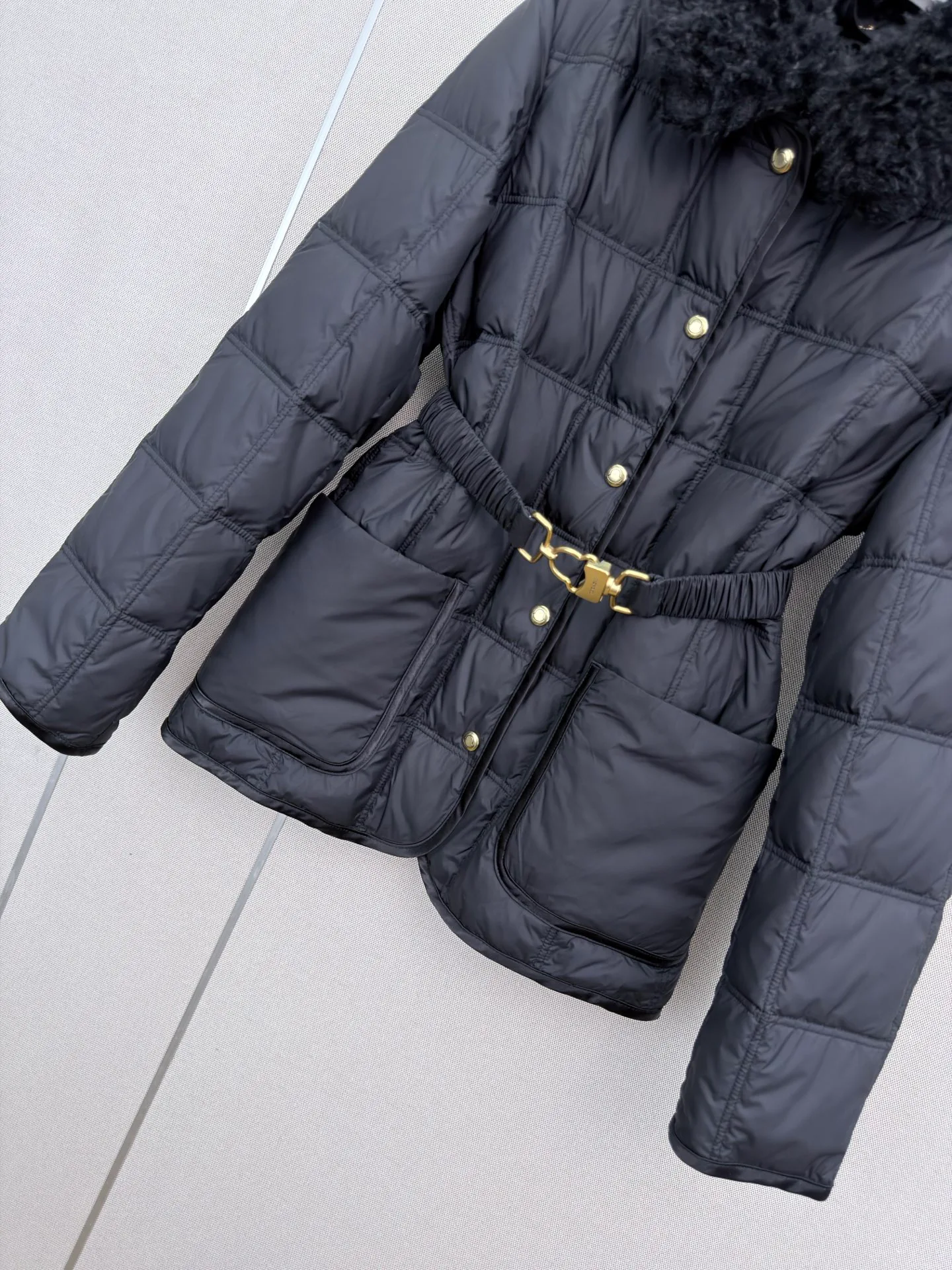 Куртки И Пуховики Женские Moncler 18023445