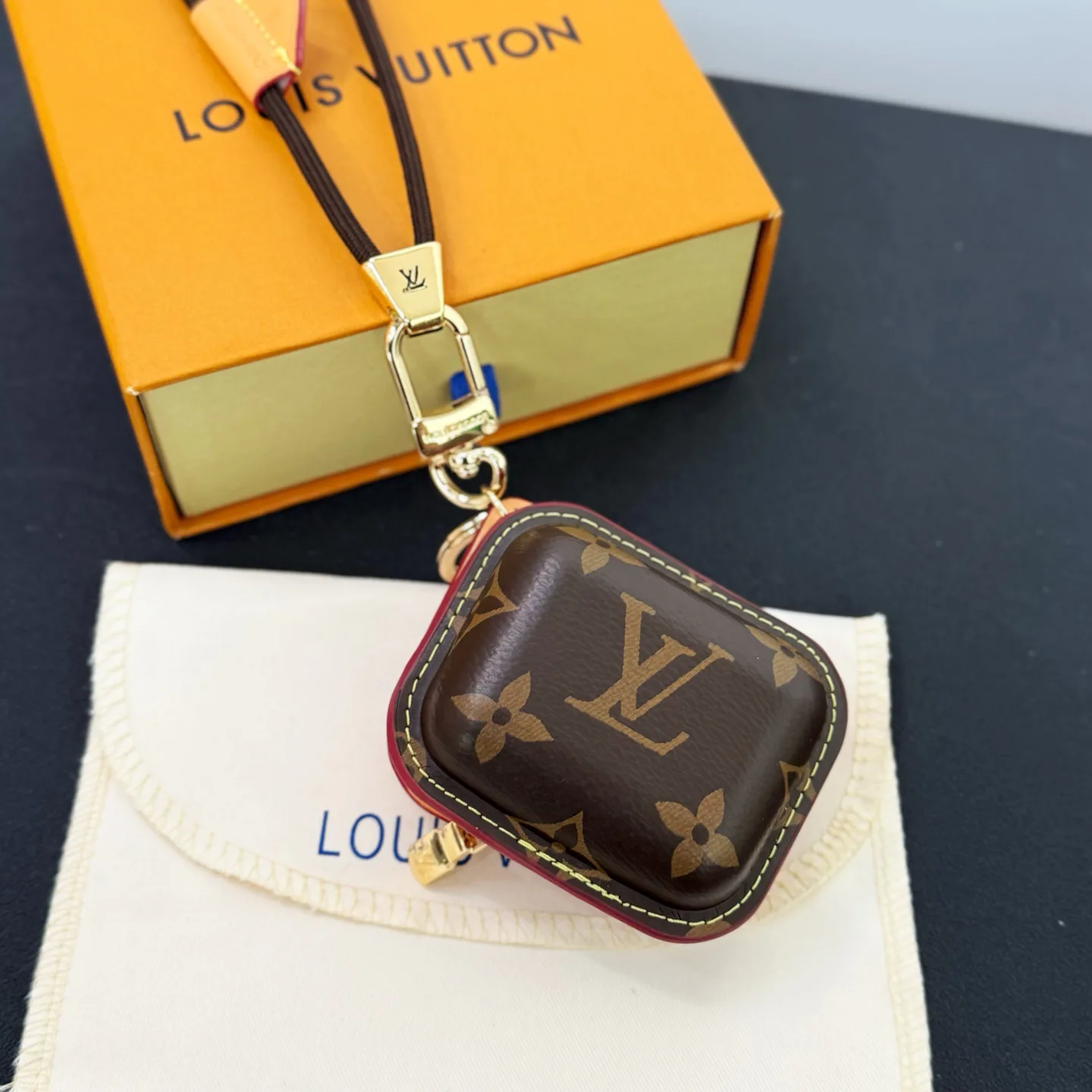 Ключницы Louis Vuitton 17897122