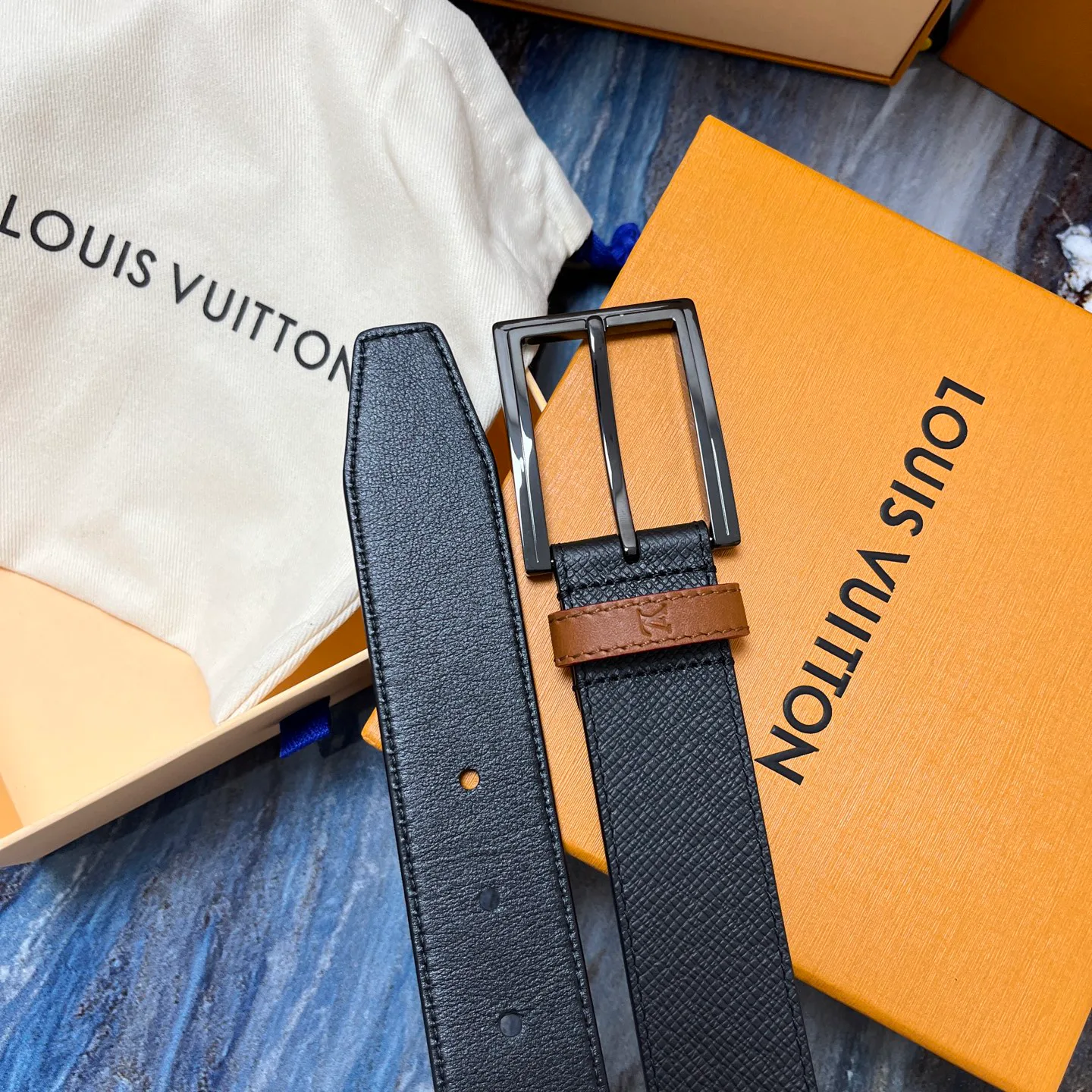 Ремни Louis Vuitton 17645256