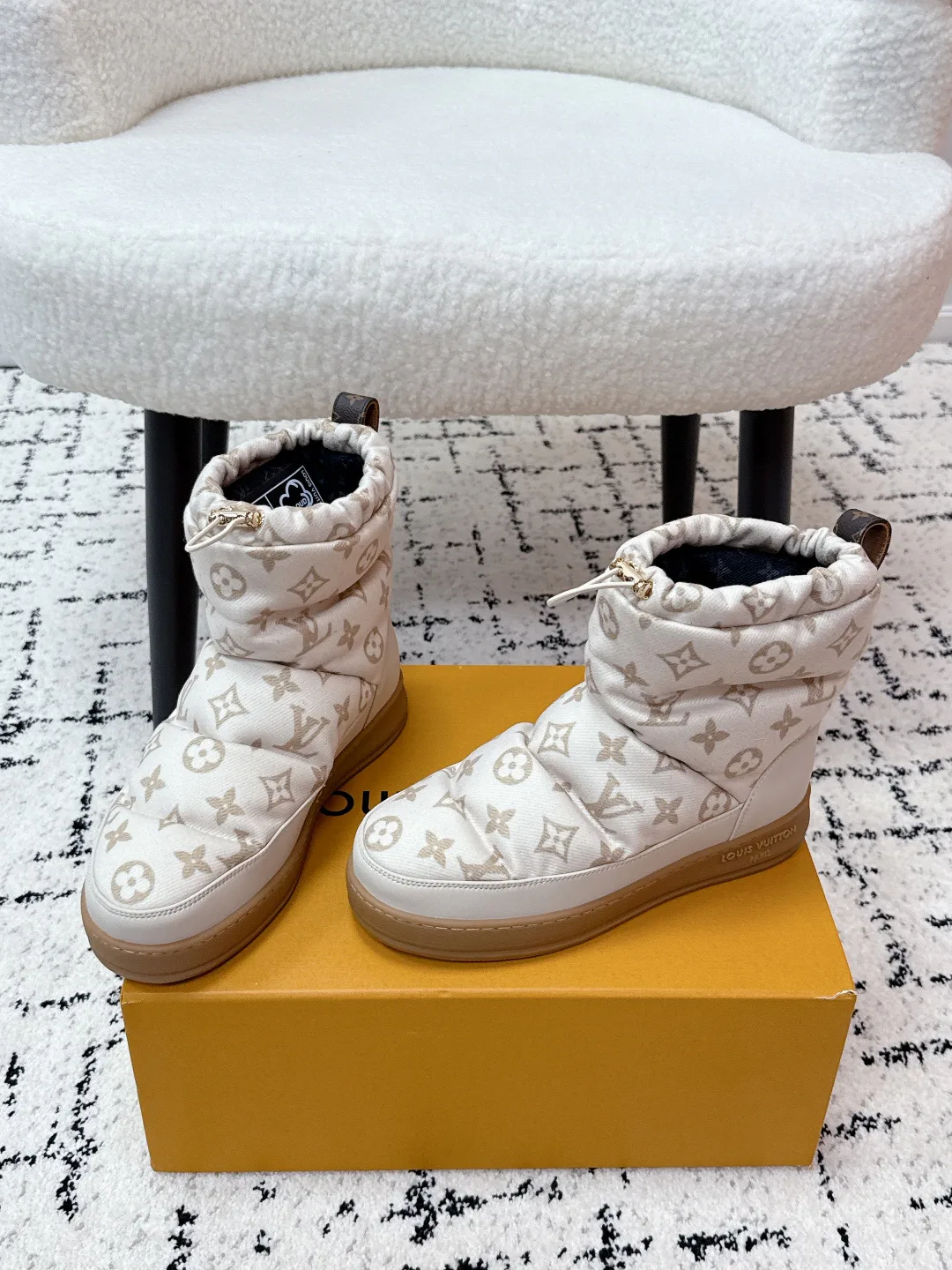 Угги Женские Louis Vuitton 442481